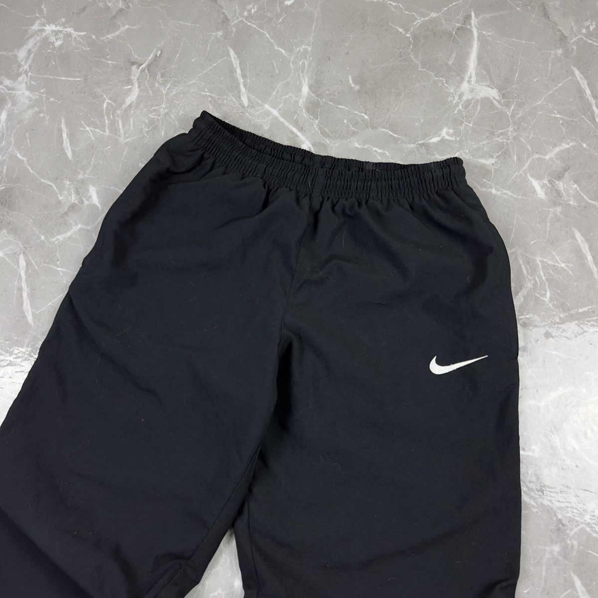 Nike Y2k Nike Nylon Pants Black/Green Size S Size US 30 / EU 46 - 2 Thumbnail