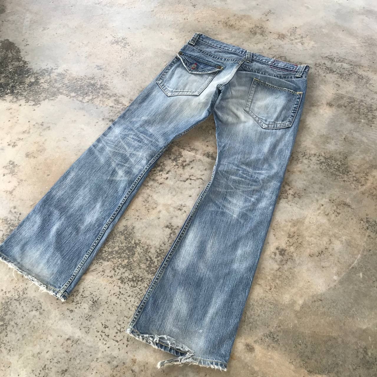 Other FLARED BLUEWAY JAPAN DISTRESSED LOWRISE DENIM W33x33 Size US 33 - 13 Thumbnail