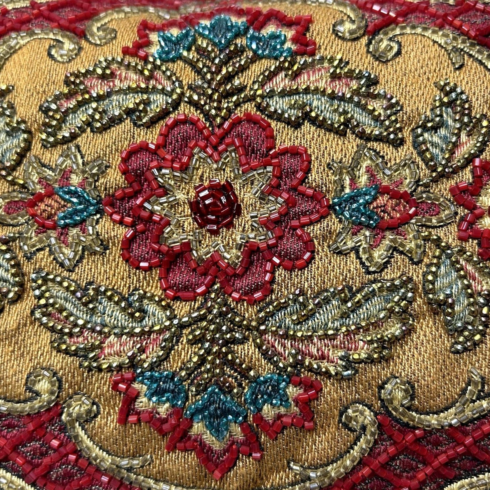 Vintage VINTAGE Isabella Fiore Embellished Tapestry Shoulder Bag Size ONE SIZE - 5 Thumbnail