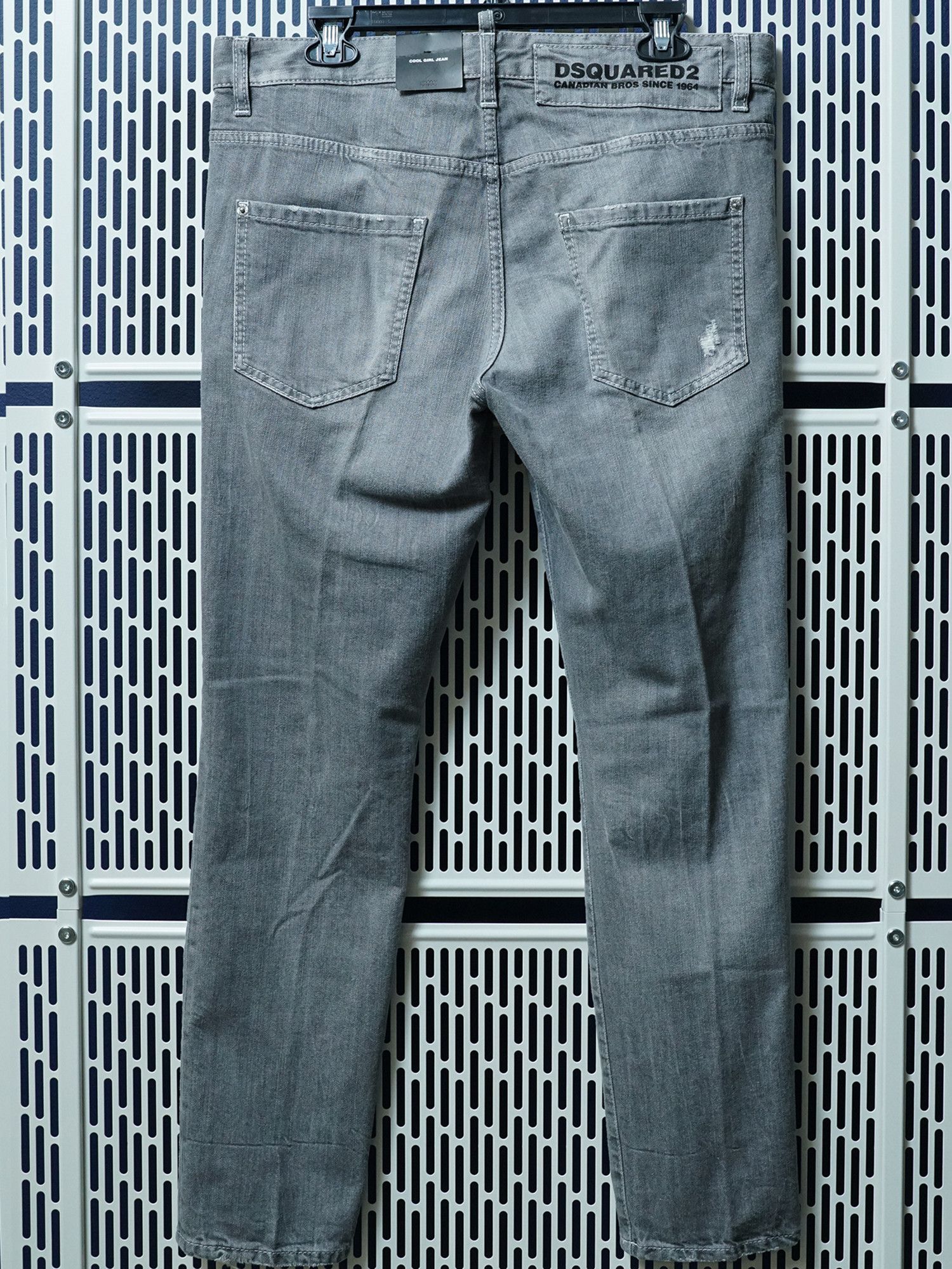 Dsquared2 DSQUARED2 Distressed Skinny Jeans Size 28" / US 6 / IT 42 - 2 Thumbnail