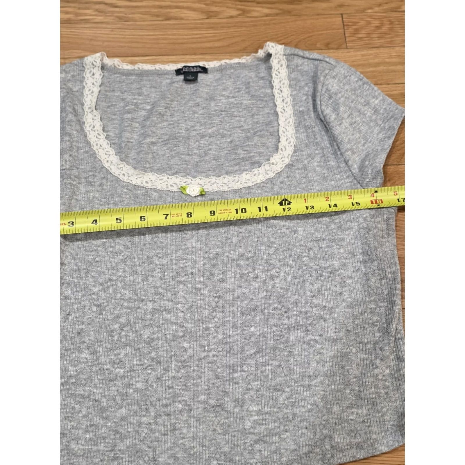 Vintage Wild Fable Shirt L Gray Short Sleeve Womens T-Shirt Size L / US 10 / IT 46 - 5 Thumbnail
