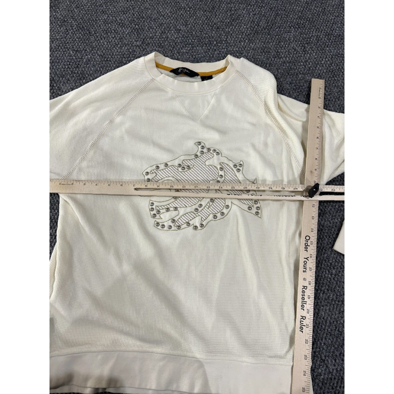 Sean John Sean John Shirt Mens L White Waffle Knit Long Sleeve Lion Graphic Thermal Size US L / EU 52-54 / 3 - 5 Thumbnail