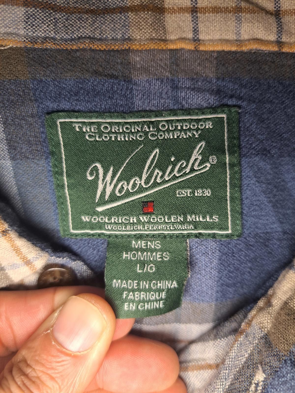 Woolrich Woolen Mills Woolrich Flannel Button Down Shirt Mens Large Plaid Blue Size US L / EU 52-54 / 3 - 2 Thumbnail