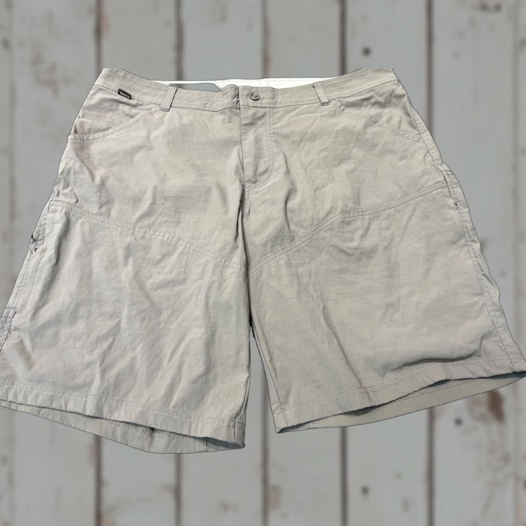 Olive Kuhl Shorts Mens 40 Olive Green Hiking Outdoor Casual Utility 11" inseam Size US 40 / EU 56 - 1 Thumbnail