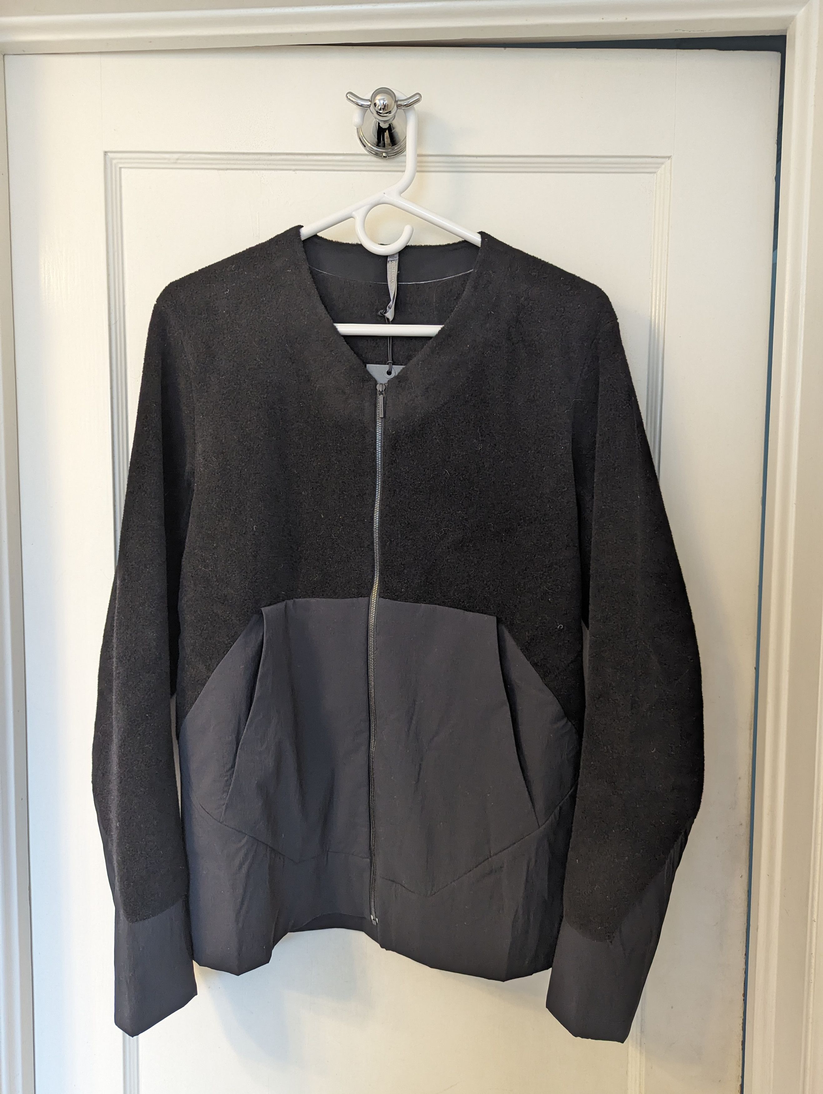 image of Arcteryx Veilance Dinitz Comp Cardigan in Black, Men's (Size Medium)