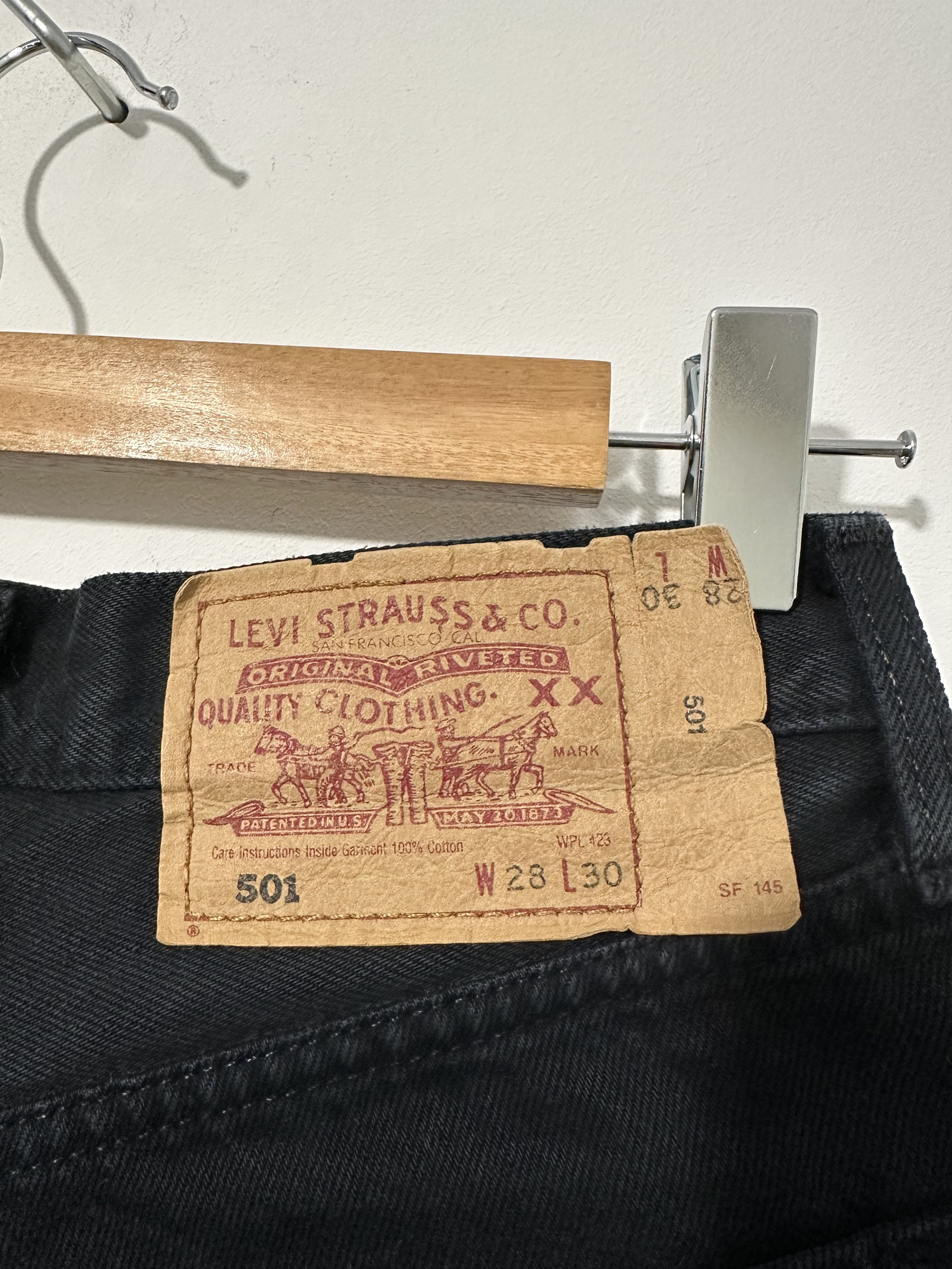 Levi's × Vintage Vintage Levi's Black Denim Jeans Shorts W28 Size 28" / US 6 / IT 42 - 3 Thumbnail
