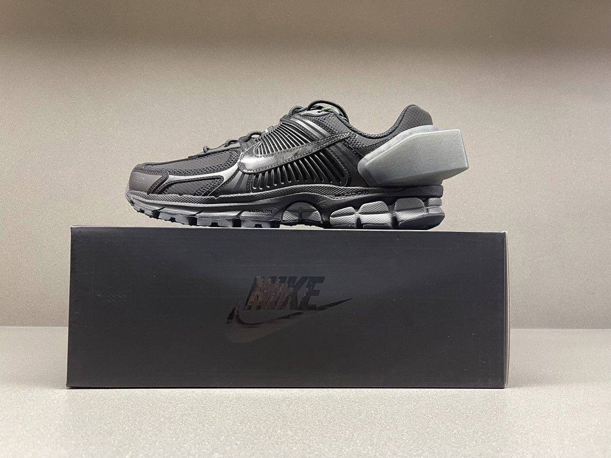 A-COLD-WALL* × Nike Nike Zoom Vomero 5 A Cold Wall Black ACW Size US 8.5 / EU 41-42 - 2 Thumbnail