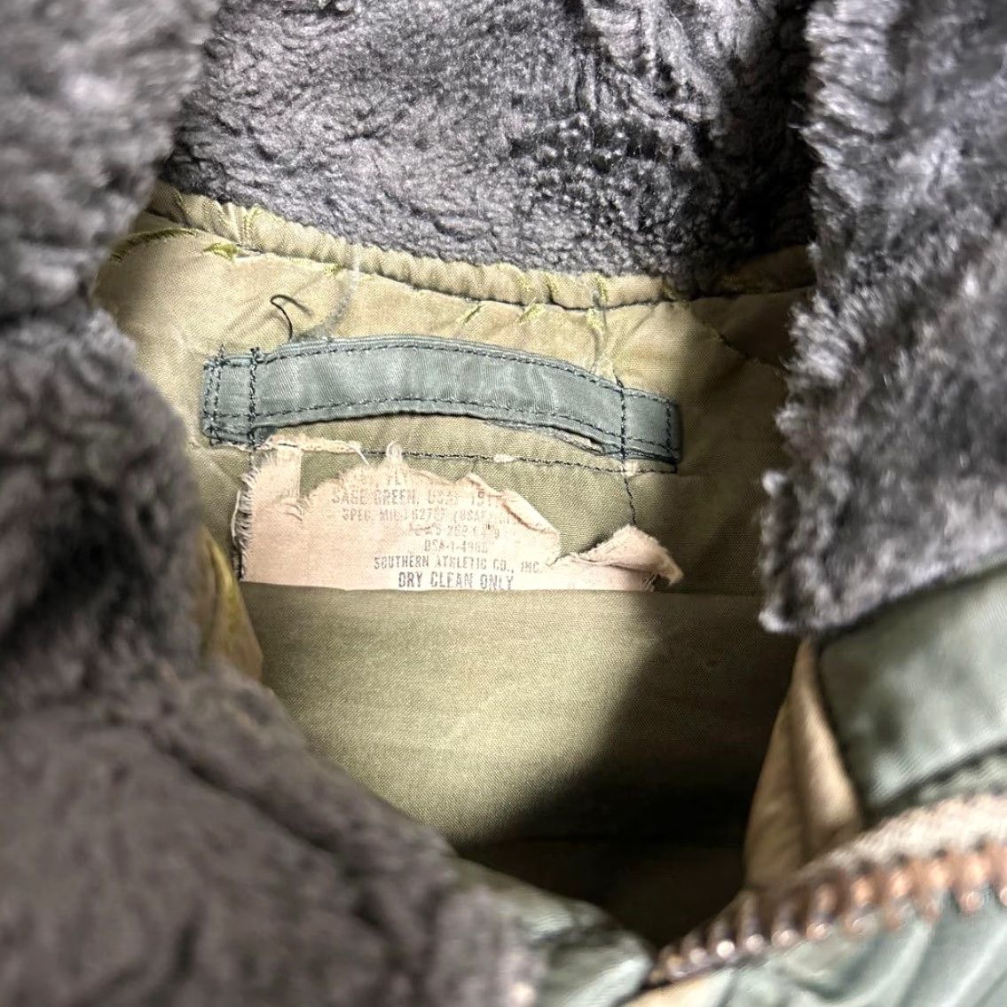 Vintage VINTAGE US MILITARY N-3B COYOTE FUR FLIGHT JACKET Mens M Khaki Jacket 1960s Military Sage Green Size US M / EU 48-50 / 2 - 3 Thumbnail