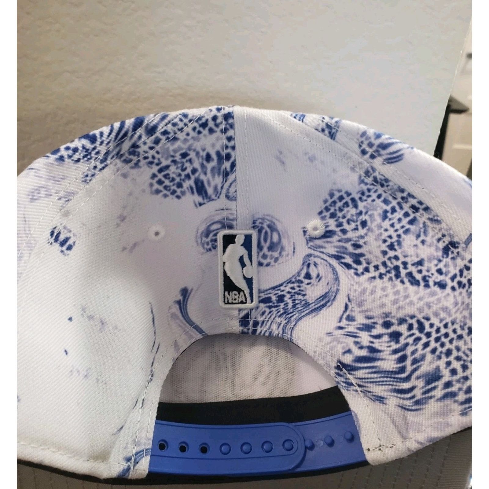 New Era Dallas Mavericks Hat Cap SnapbackWhite Snake 940 NBA New Era Size ONE SIZE - 3 Thumbnail