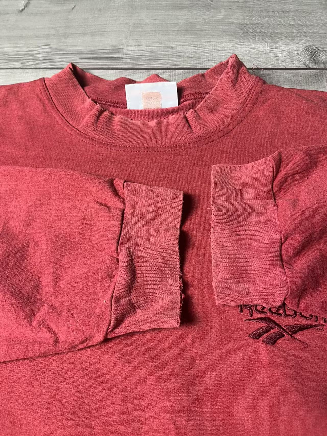 Reebok Vintage Reebok sweatshirt embroidered size Large Size US L / EU 52-54 / 3 - 5 Thumbnail