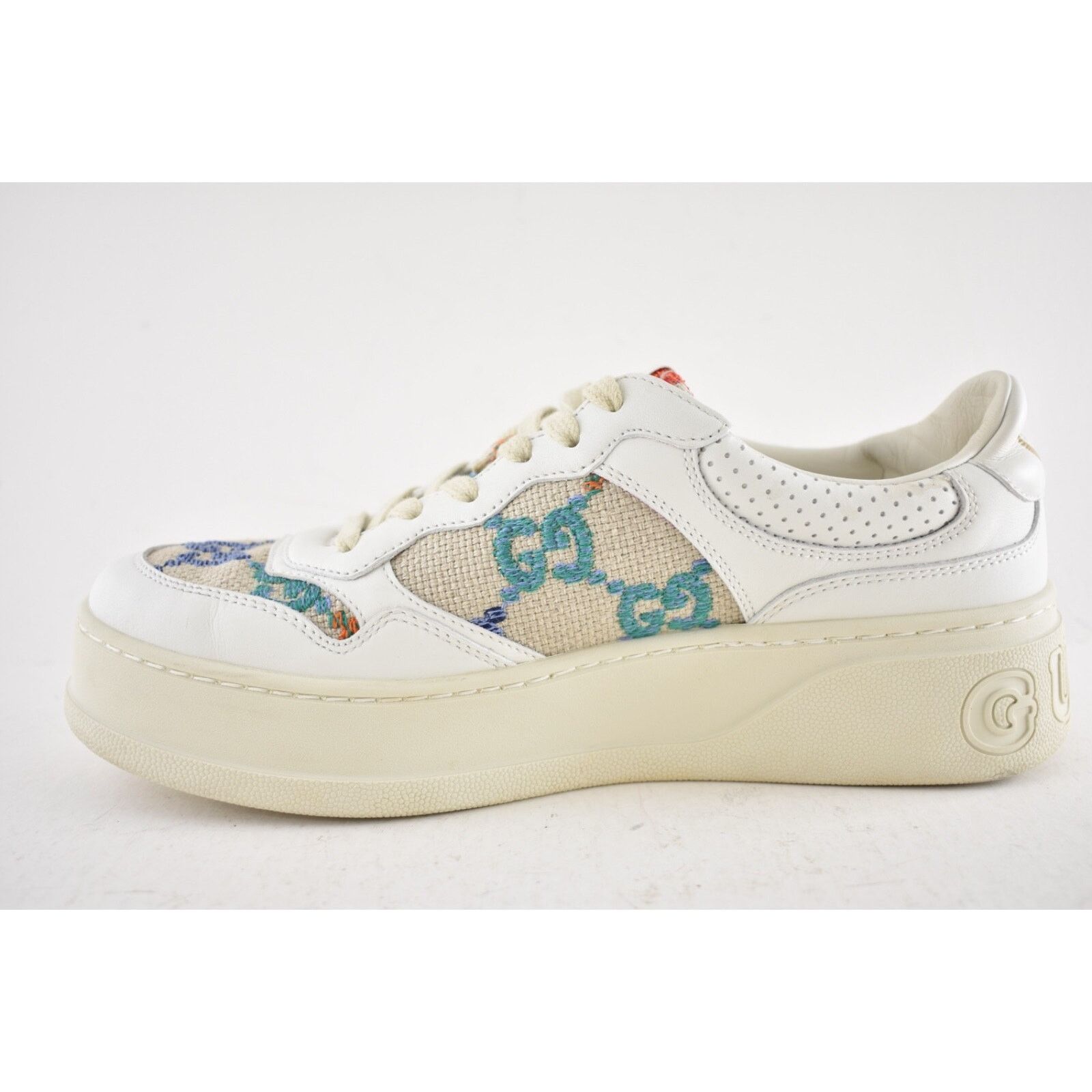 Gucci Gucci GG Logo White Platform Low Top Lace Up Tie Sneaker 40 Size US 10 / IT 40 - 12 Thumbnail