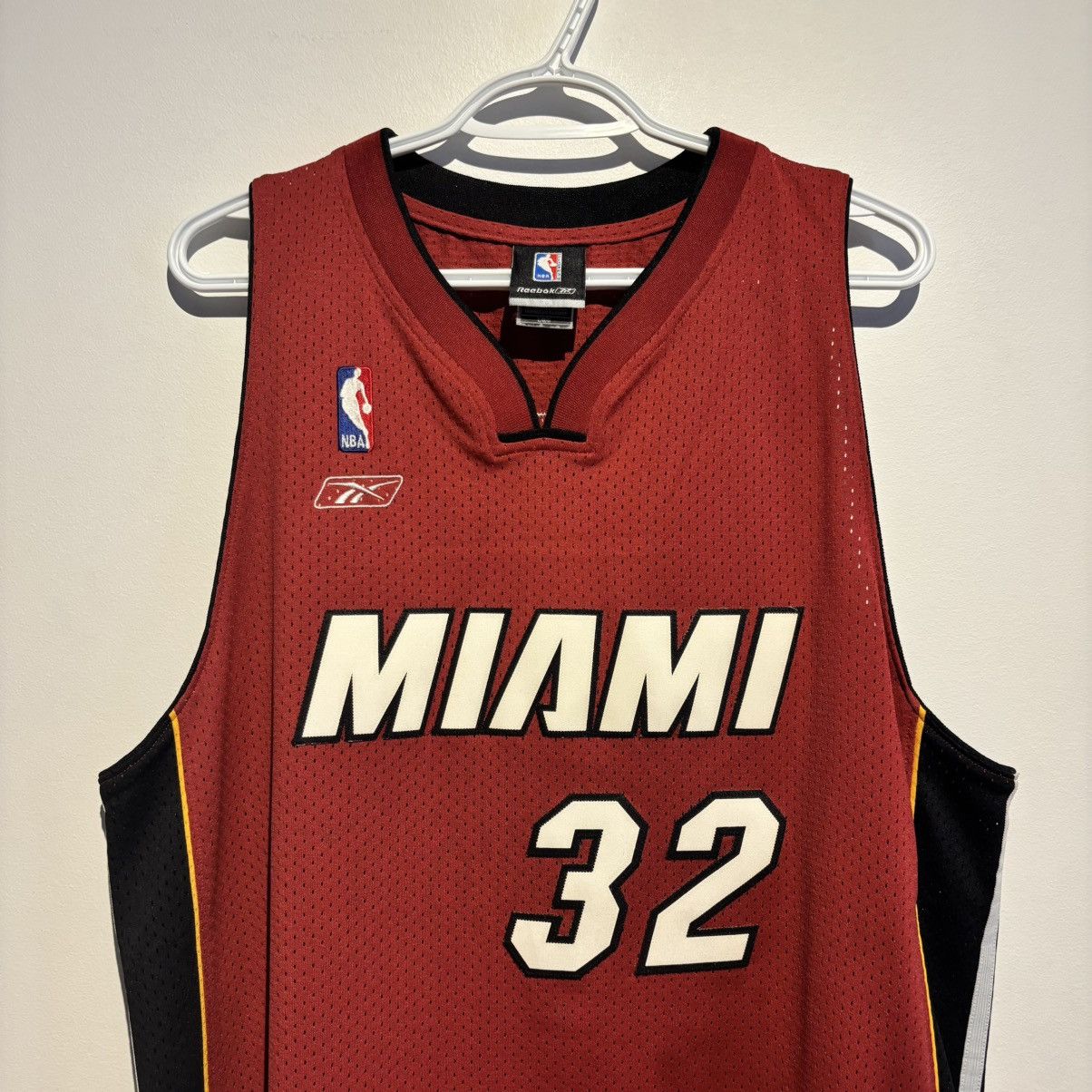 NBA Shaquille O'Neal Miami Heat Swingman Jersey Reebok NBA Red Size US L / EU 52-54 / 3 - 3 Thumbnail