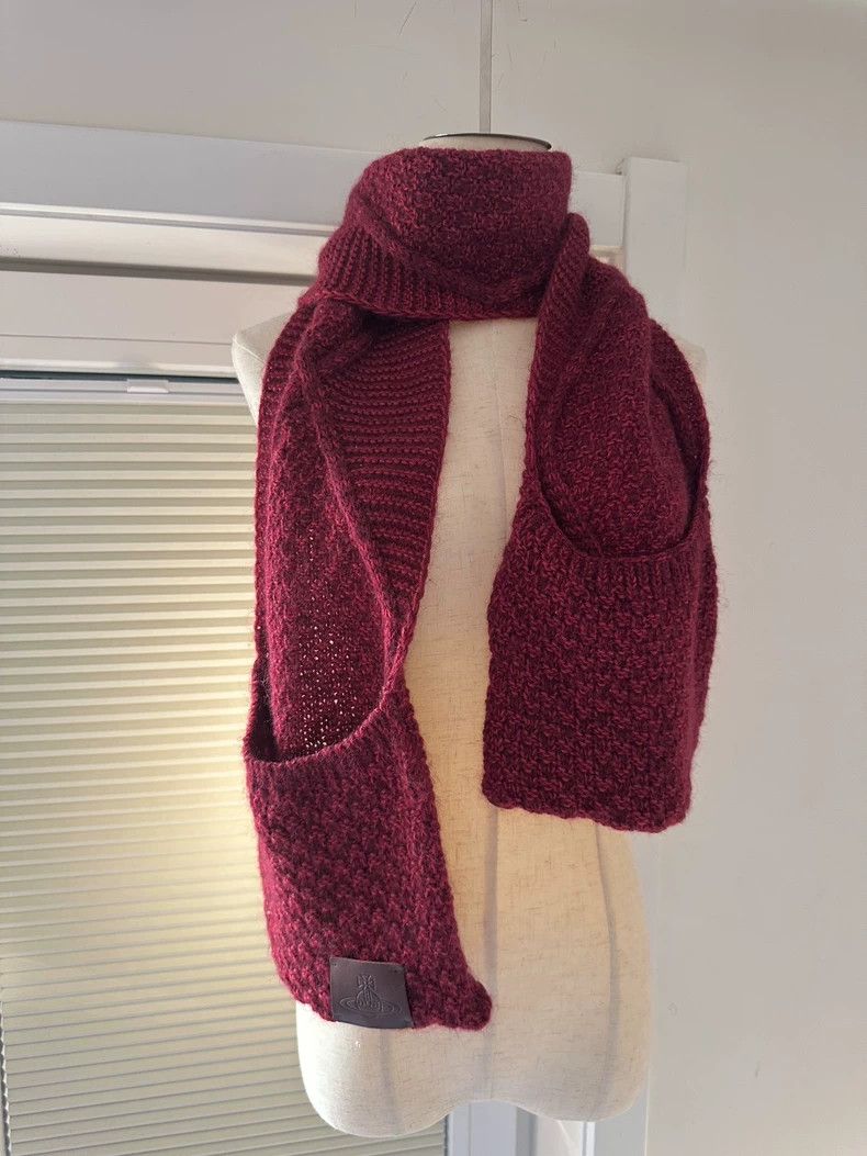 Vivienne Westwood Pocket knit scarf