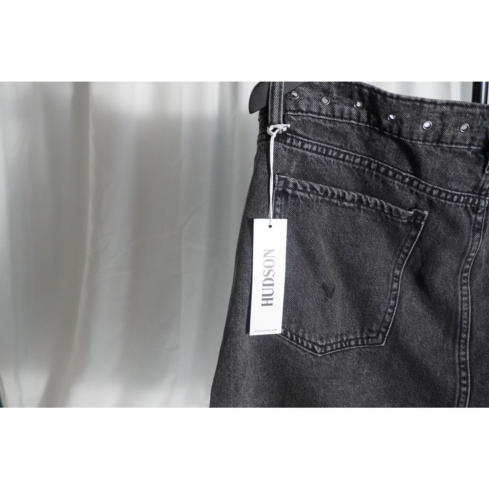 Hudson Hudson Jeans Mini Skirt Black Gray Wash Studded Waist Denim Size 32" / US 10 / IT 46 - 7 Thumbnail