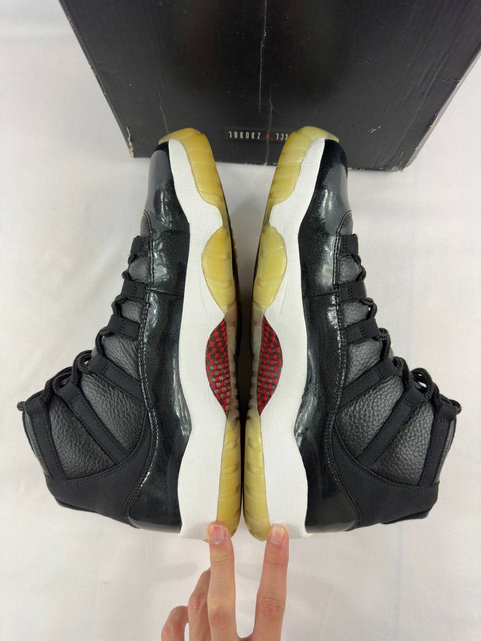 Nike Nike Air Jordan 11 Retro '72-10' 378037-002 Size US 10.5 / EU 43-44 - 10 Thumbnail