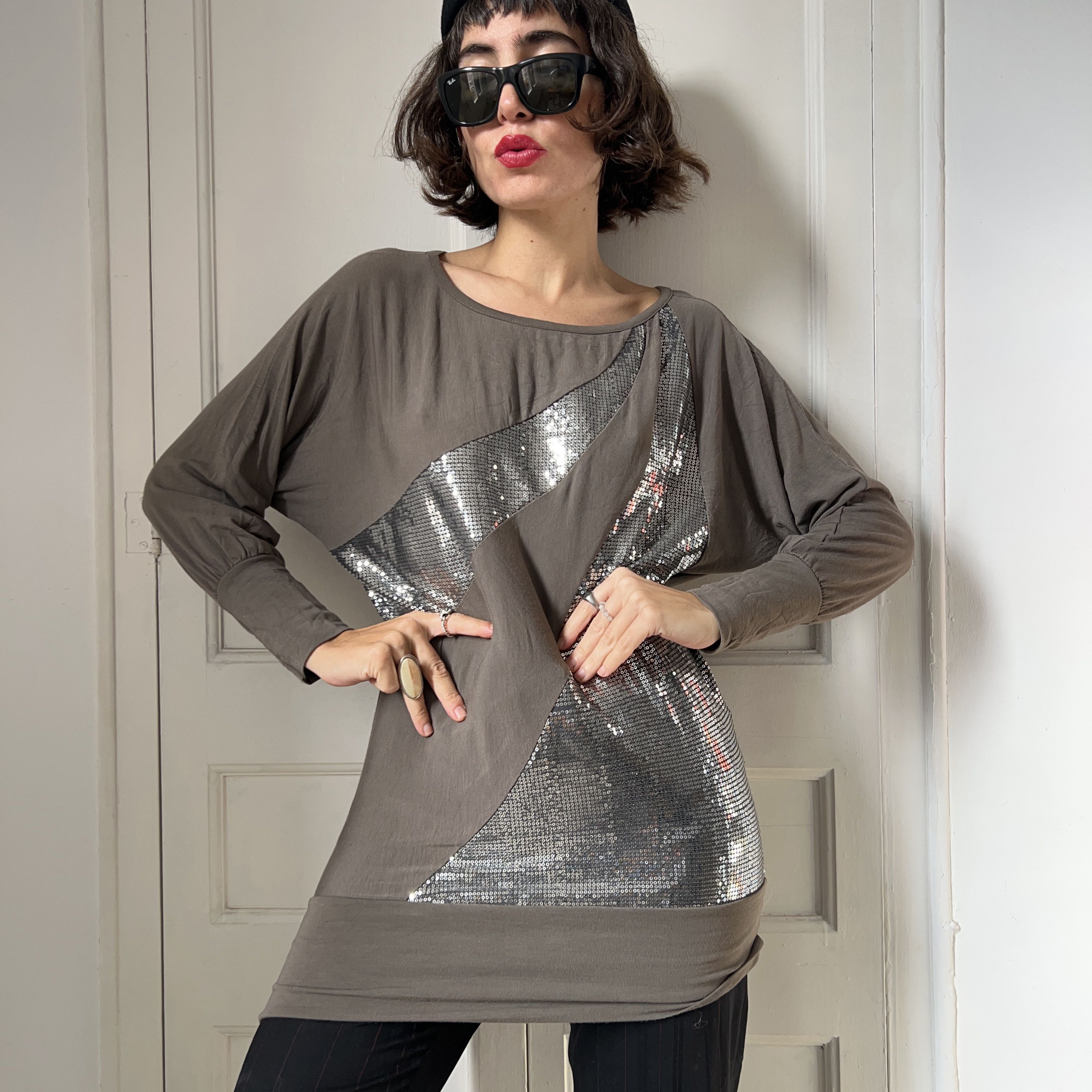 Vintage Vintage Y2K Gray Striped Sequin Top Size ONE SIZE - 2 Thumbnail