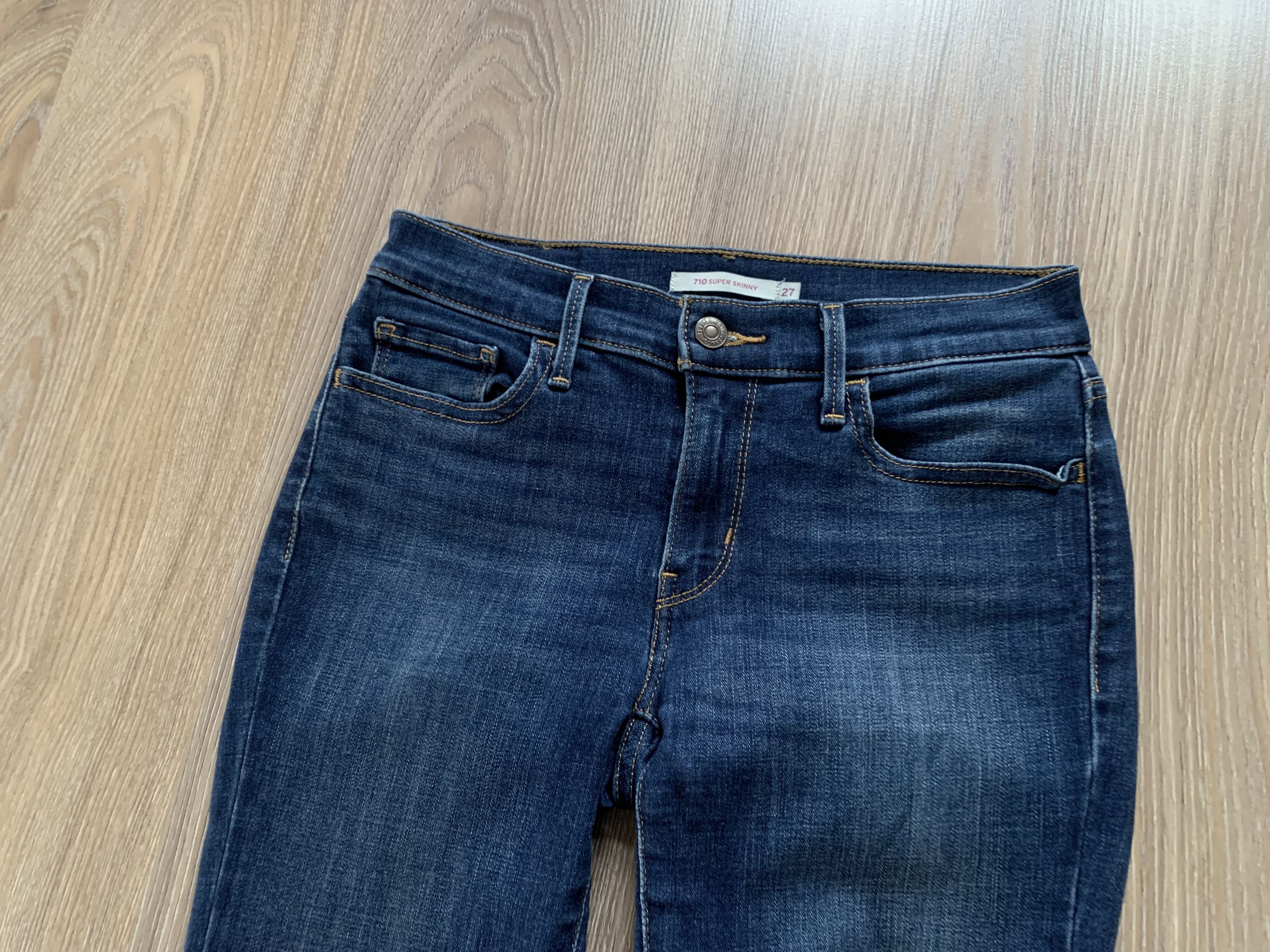 Levi's Women’s Levis 710 Super Skinny Jeans Size 27" / US 4 / IT 40 - 4 Thumbnail
