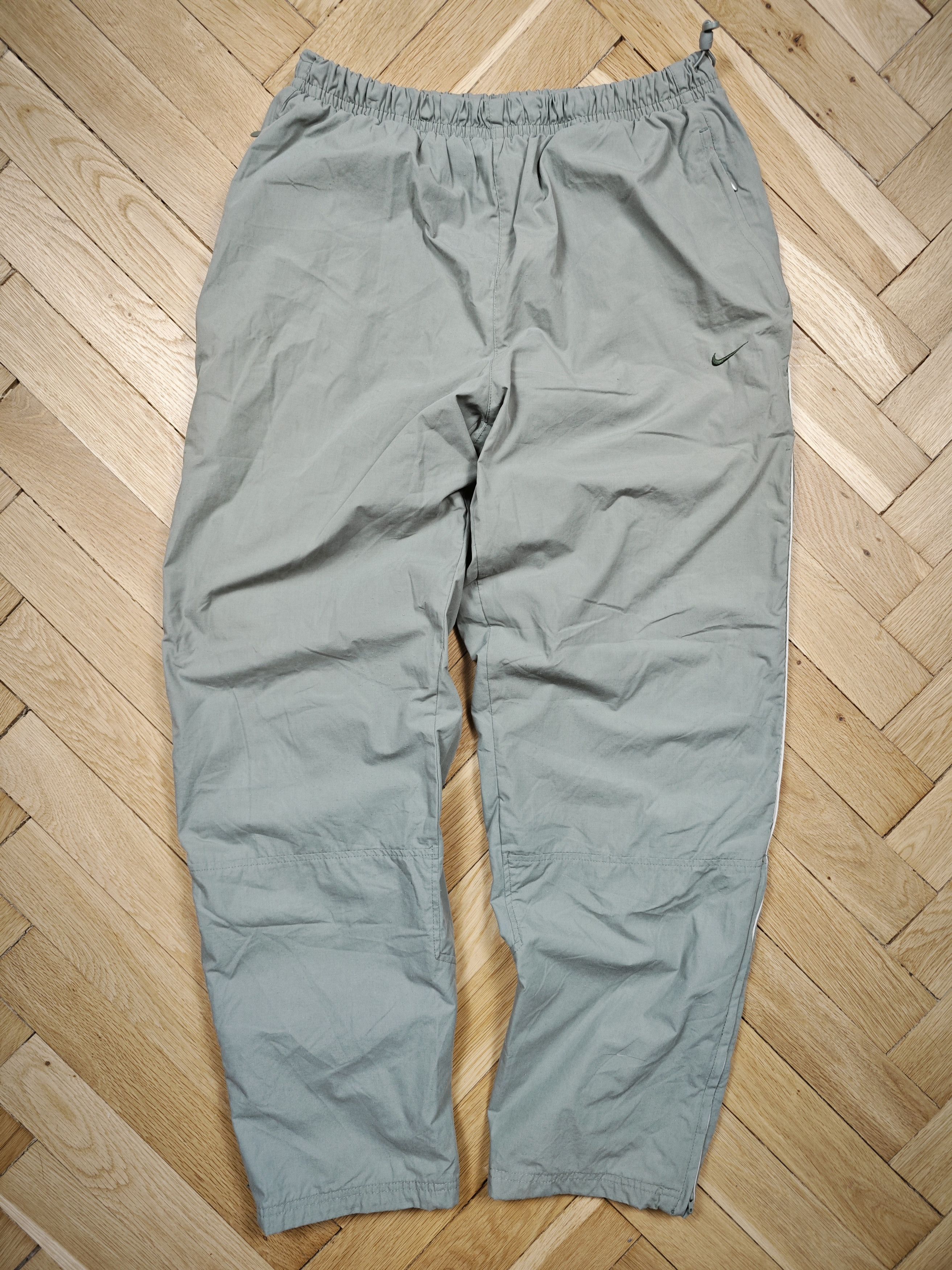 Nike Nike vintage pants Size US 33 - 1 Thumbnail