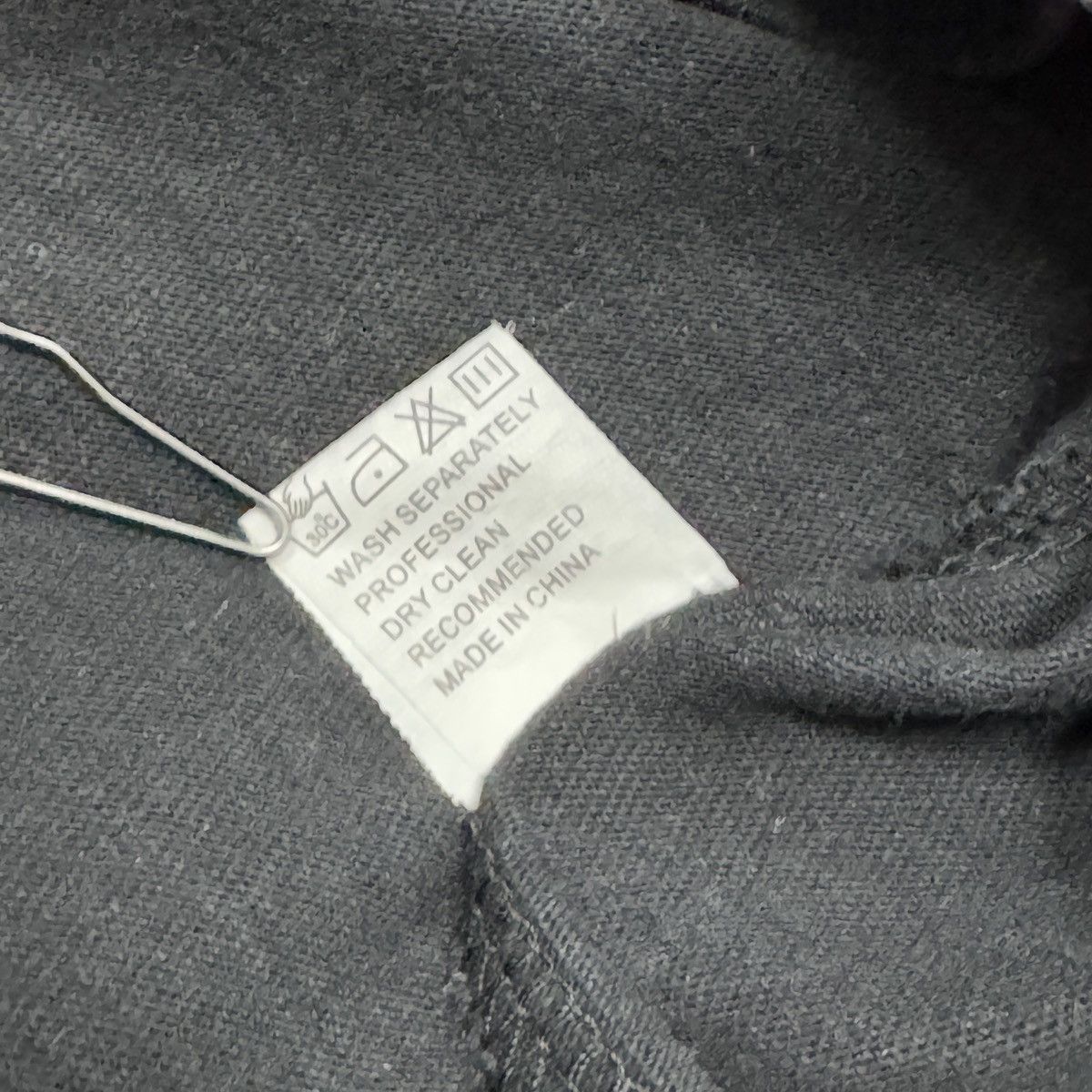 Japanese Brand Light Trapped in Matter T-Shirt Size XL Size US XL / EU 56 / 4 - 10 Thumbnail