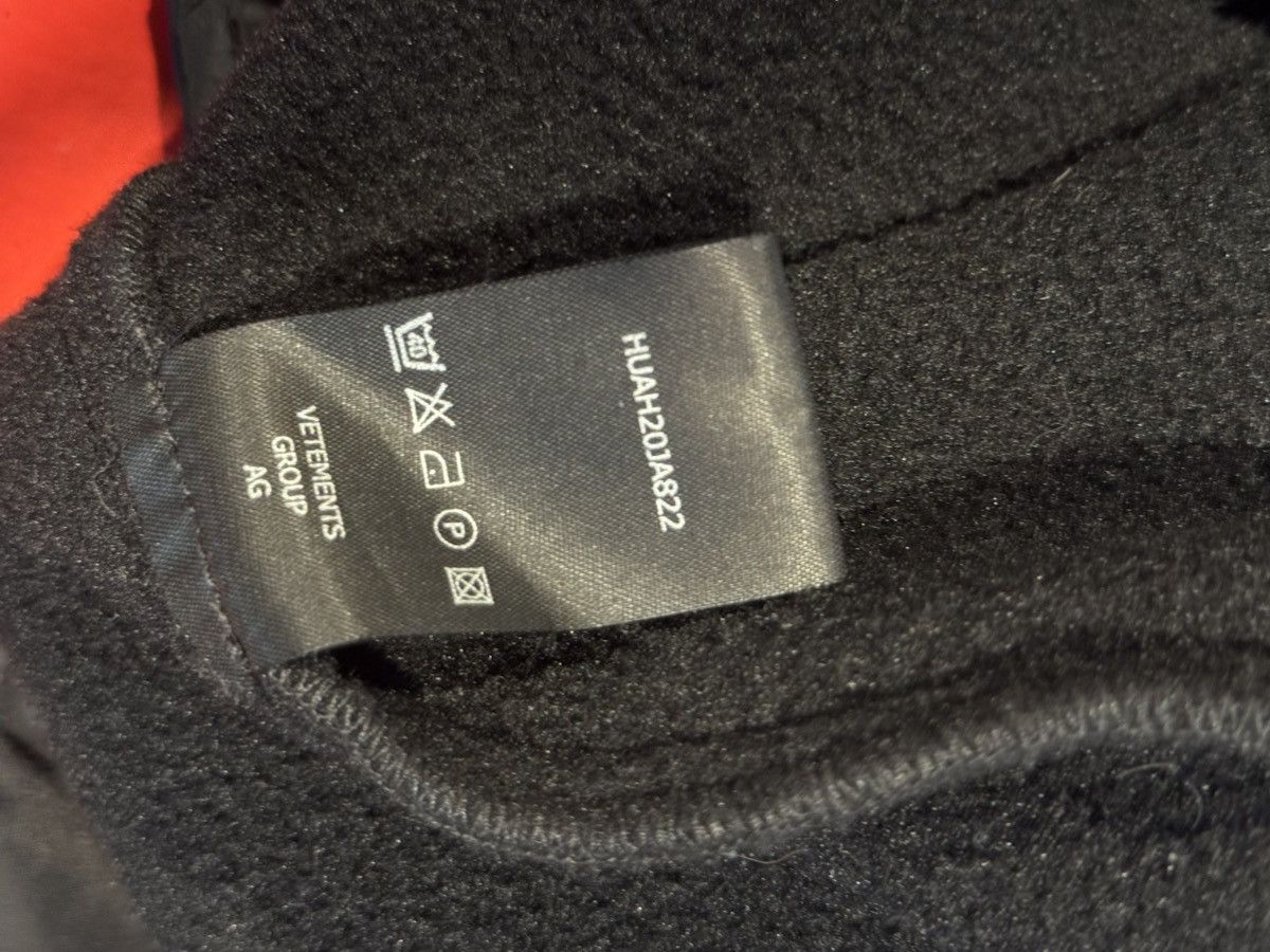 Vetements Vetements 19 AW Incognito Parka *WITH LINER* Size US S / EU 44-46 / 1 - 11 Thumbnail