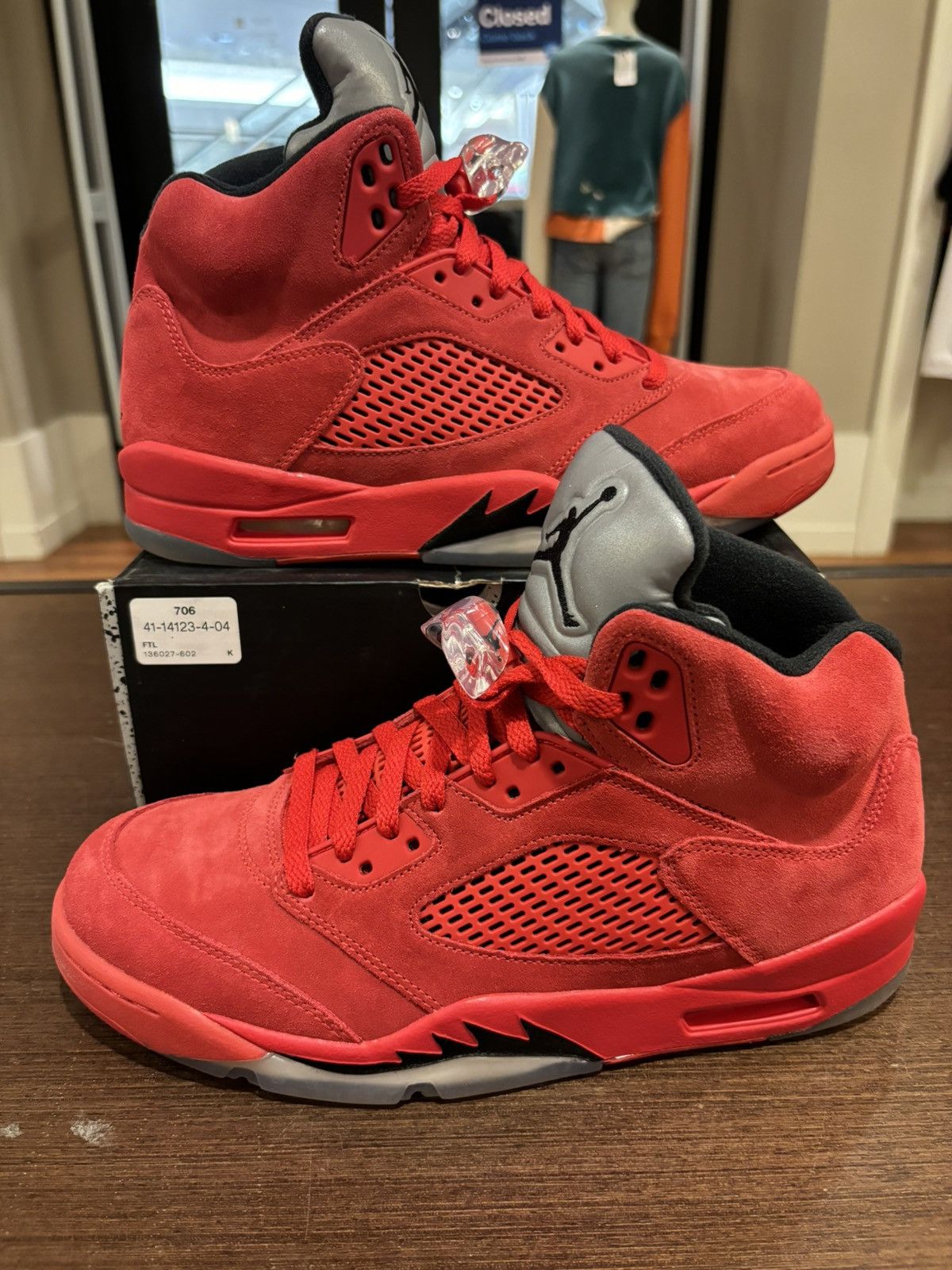 Jordan Retro 'Red Suede'