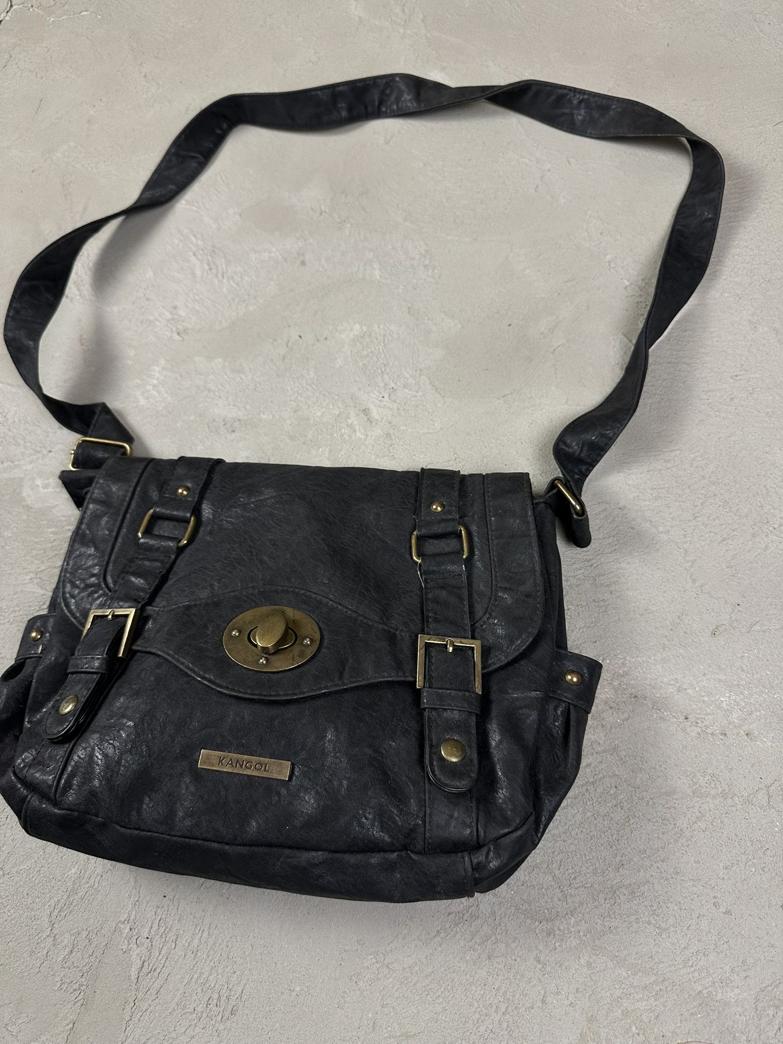 Kangol Vintage Y2k Kangol Leather Shoulder Bag Size ONE SIZE - 3 Thumbnail