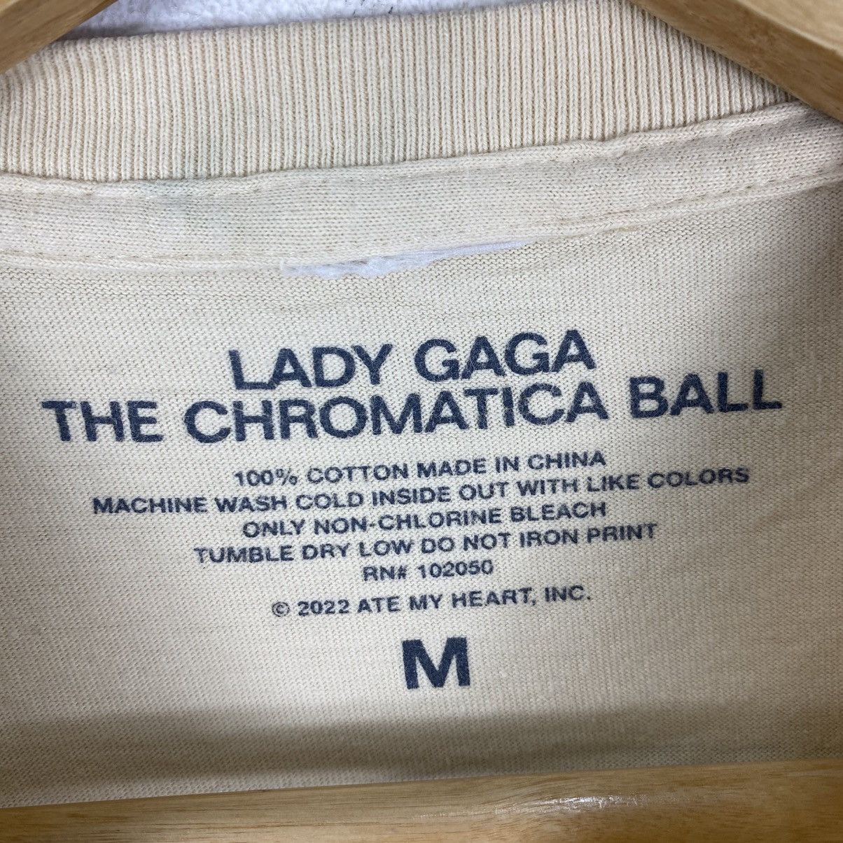 Band Tees Lady Gaga Chromatica Ball 2022 Tour Tee Shirt Medium Size M / US 6-8 / IT 42-44 - 7 Thumbnail