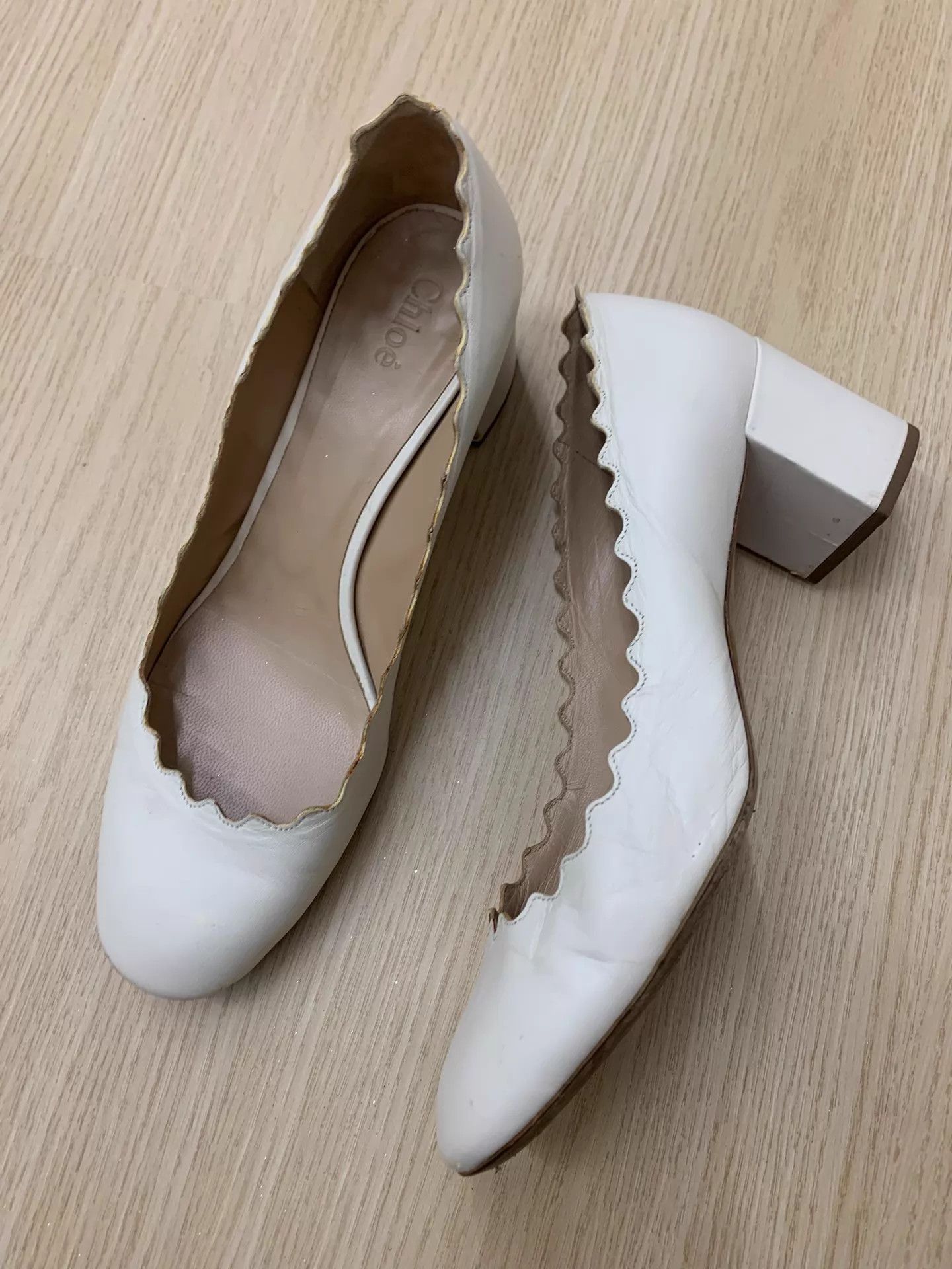 Chloe Chloé Women's White Petal Heels 38 New Size US 7.5 / IT 37.5 - 2 Thumbnail