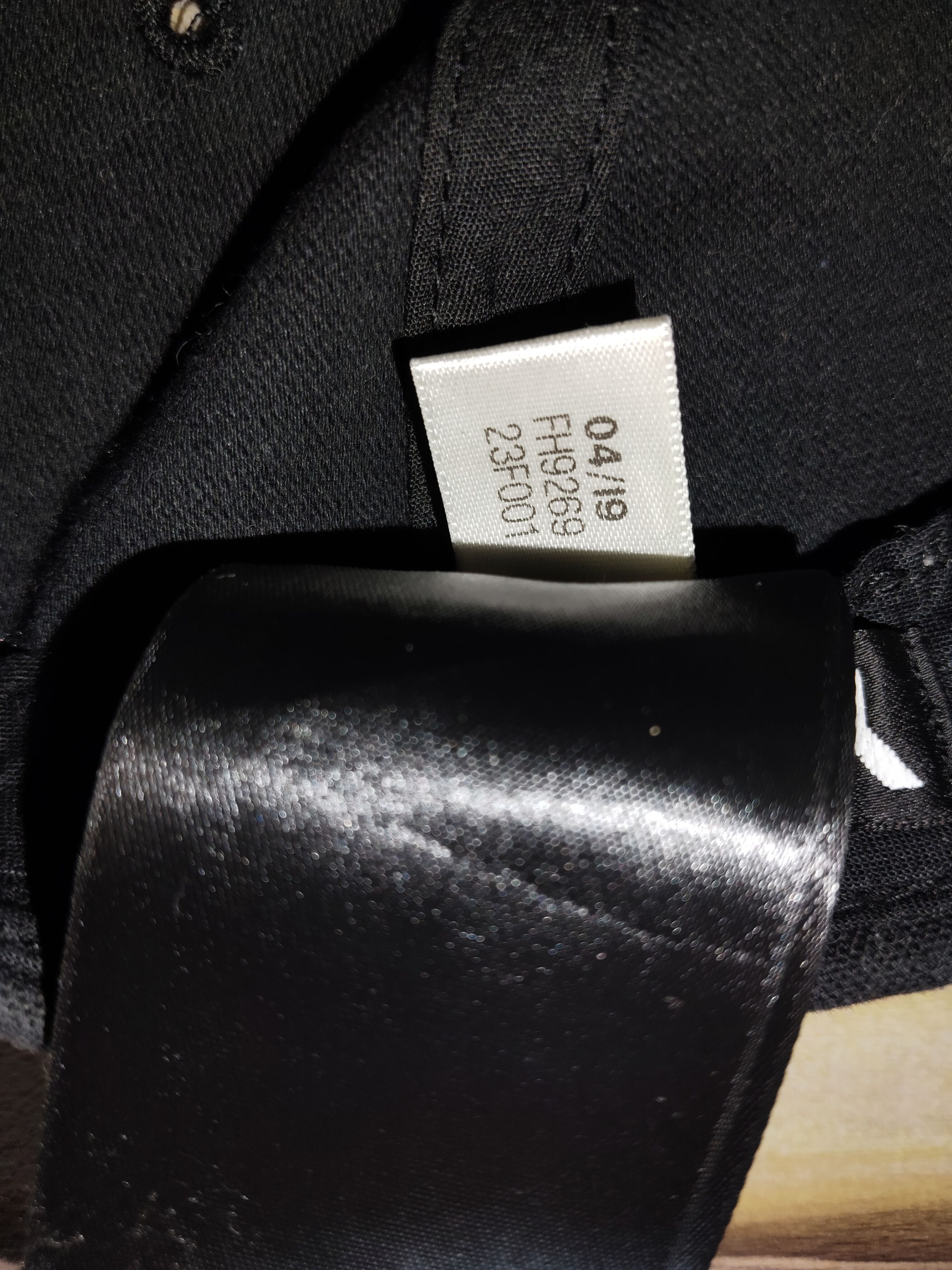 Adidas Y3 YOHJI YAMAMOTO Size ONE SIZE - 10 Thumbnail
