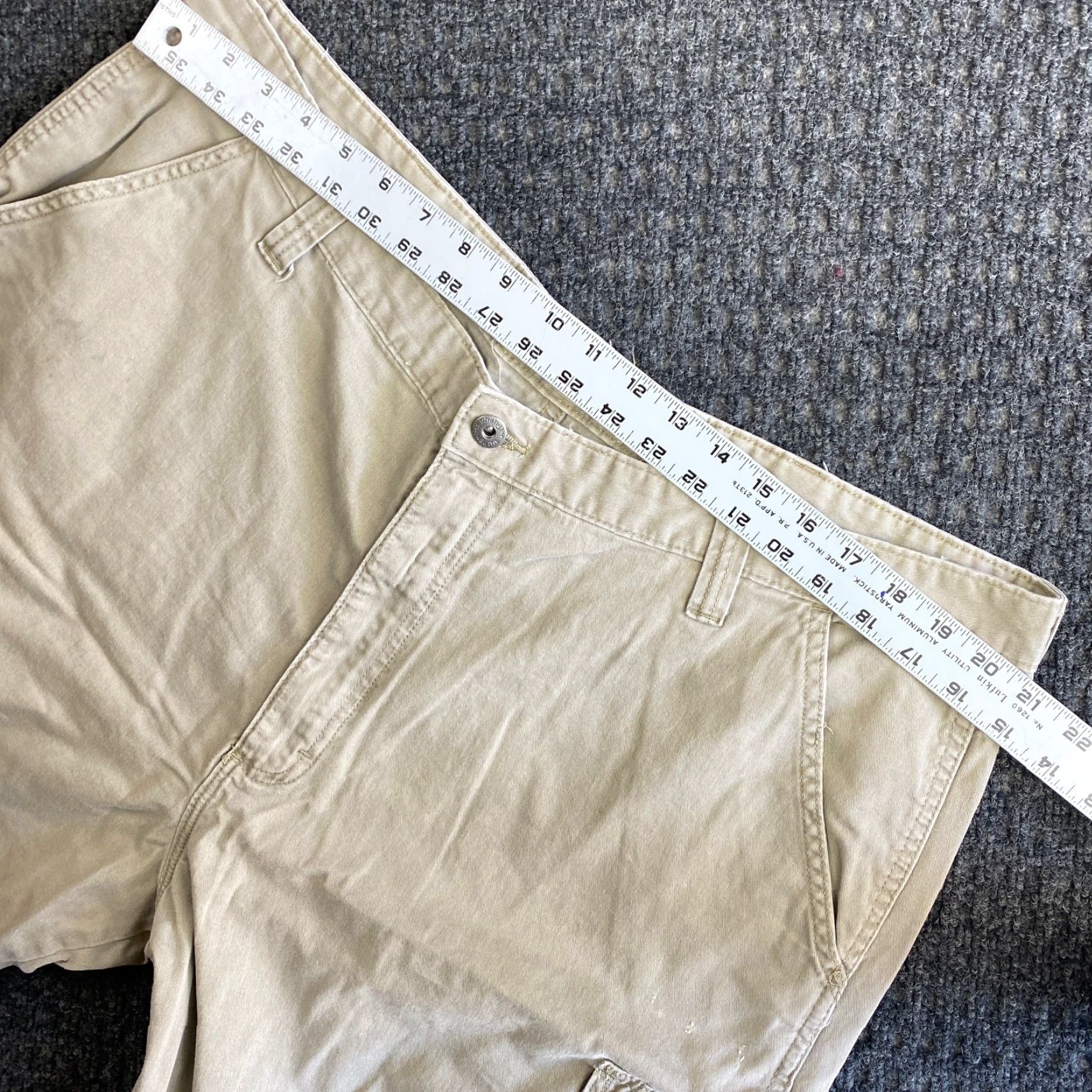 Wrangler VINTAGE Wrangler Authentics Cargo Shorts 42 Beige Khaki Outdoor Mens Cargo Pocket 10in Inseam Casual Workwear Cooler Size US 42 / EU 58 - 5 Thumbnail