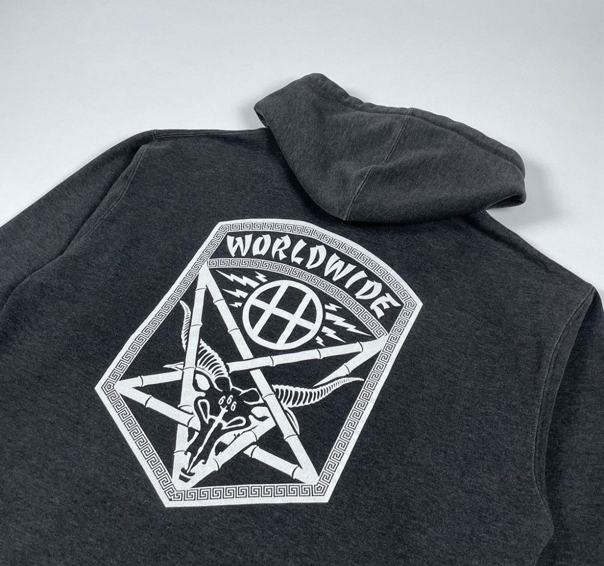 Huf × Thrasher HUF Worldwide X Thrasher Hoodie Size US L / EU 52-54 / 3 - 14 Thumbnail