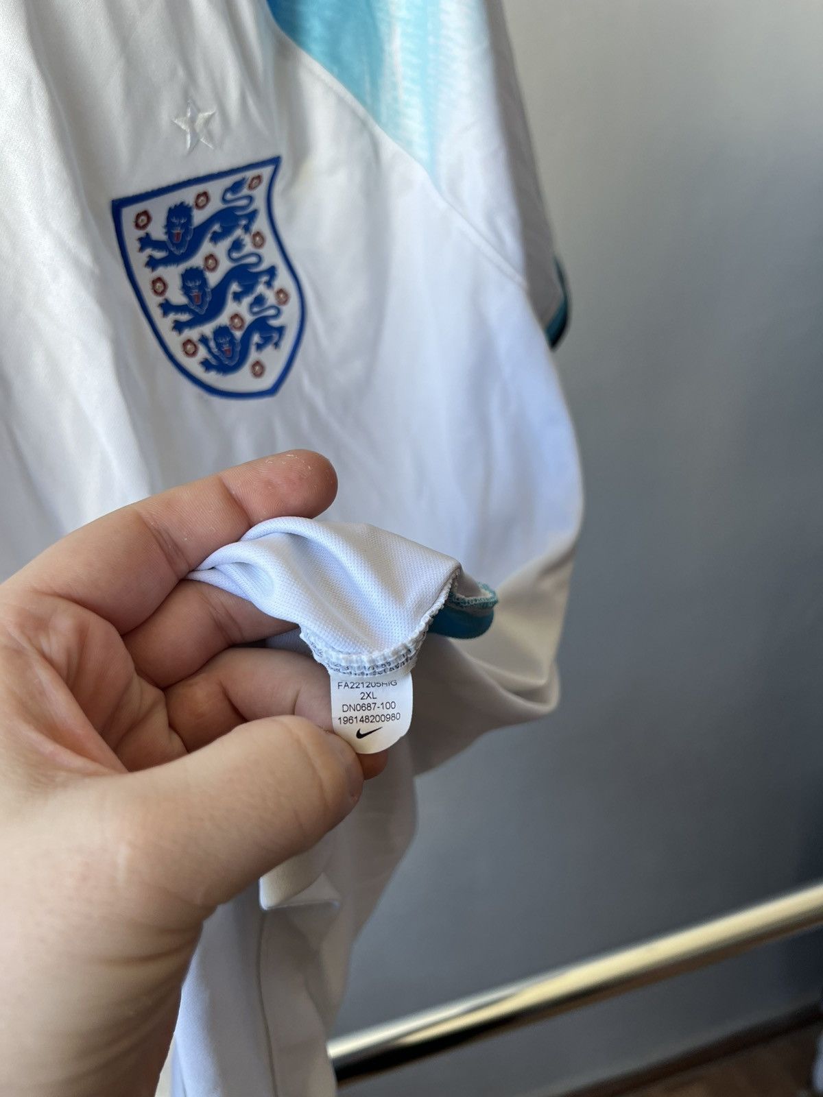 Nike 2022/23 ENGLAND TEAM HOME SOCCER JERSEY FOOTBALL SHIRT 2XL Size US XXL / EU 58 / 5 - 10 Thumbnail