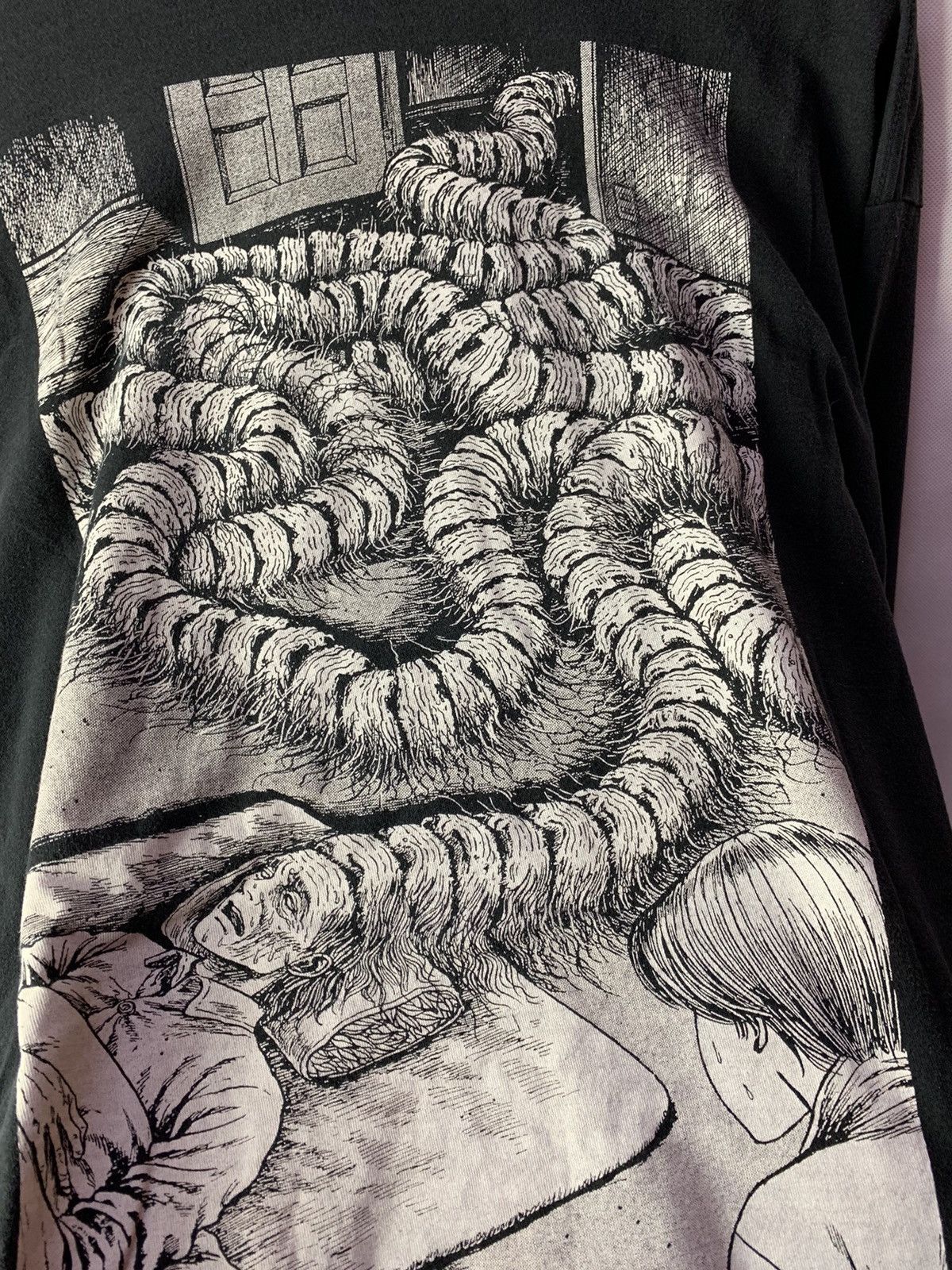 Anime 🔥Junji Ito Collection Horror Manga Anime Disturbing Tee Size US XL / EU 56 / 4 - 4 Thumbnail