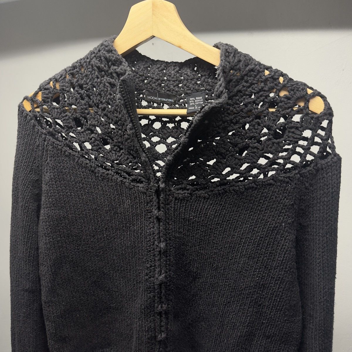 Vintage Vintage Crochet Yoke Lace Mock Neck Knit Sweater ERD Grunge Size L / US 10 / IT 46 - 4 Thumbnail