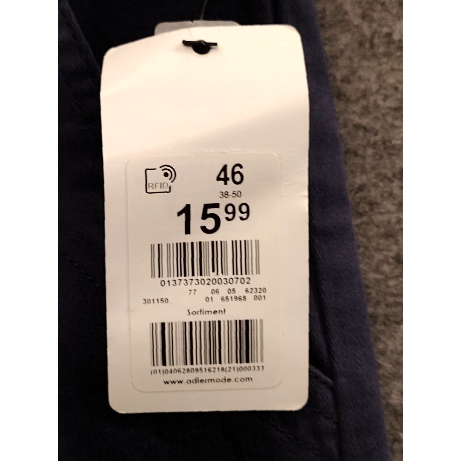 Vintage Bexleys Women's High Rise Chino Shorts Gray/Blue 46 Shorts Womens Plus Size 46 Cotton Blend Zip 5-Pocket Inseam 12 in Casual Summer CIVARIANT Size 32" / US 10 / IT 46 - 6 Thumbnail