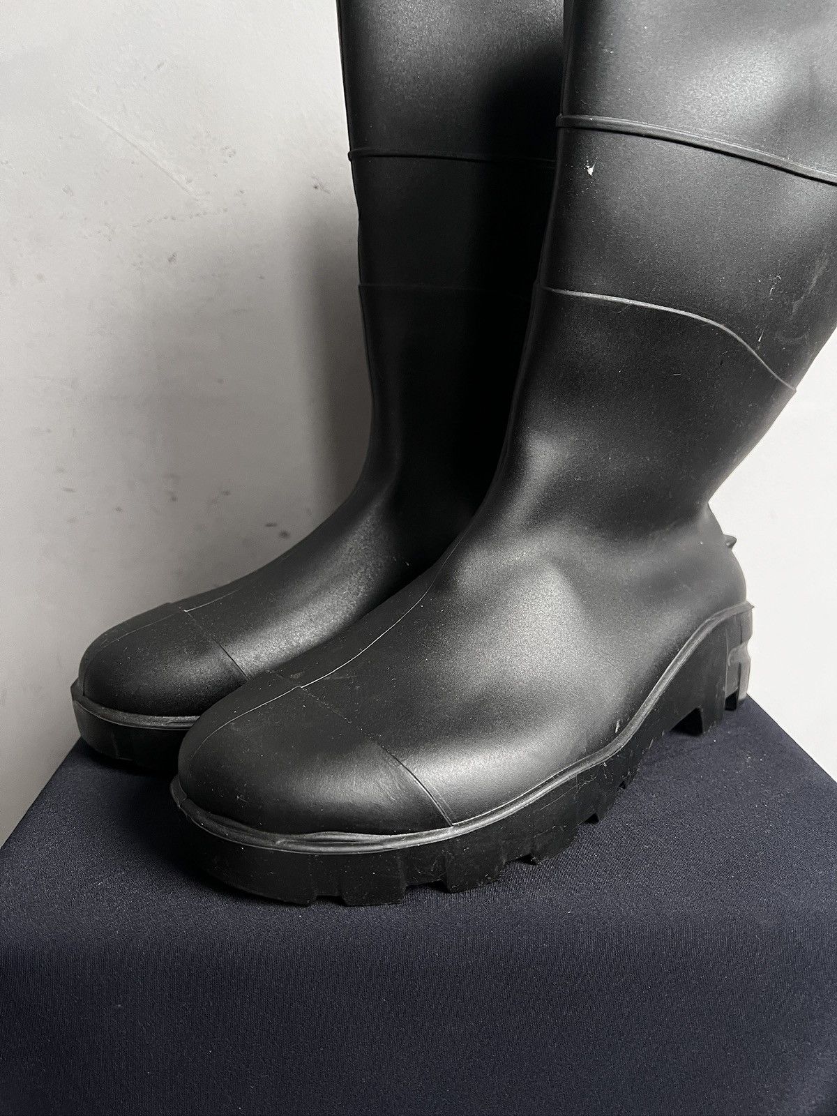 Japanese Brand Vintage rubber balenciaga style avant garde minimal boots Size US 8 / EU 41 - 2 Thumbnail