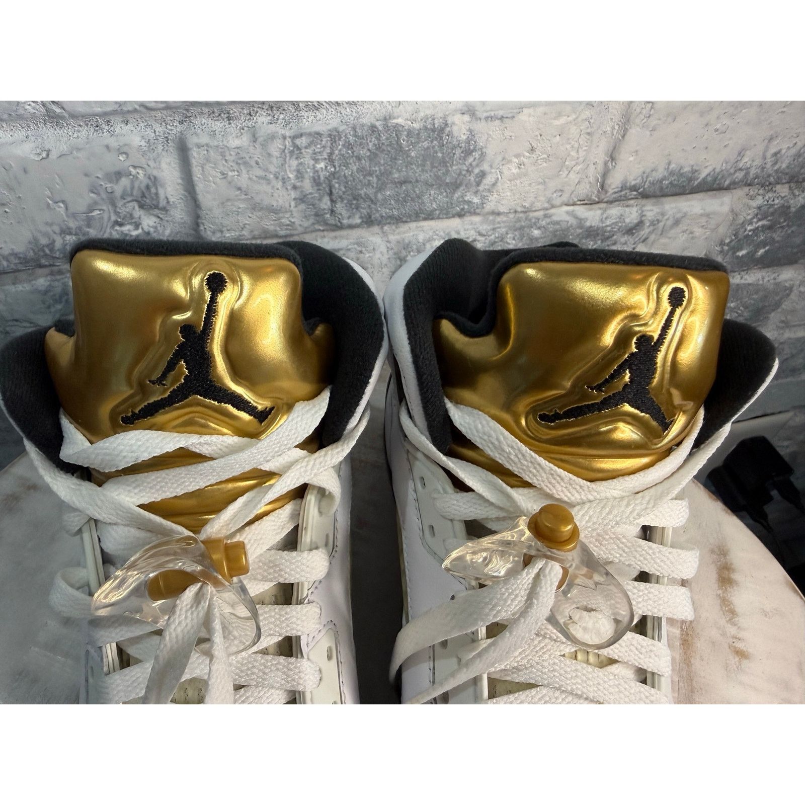 Jordan Brand Jordan 5 Retro Olympics Size 7 Size US 7 / EU 40 - 10 Thumbnail