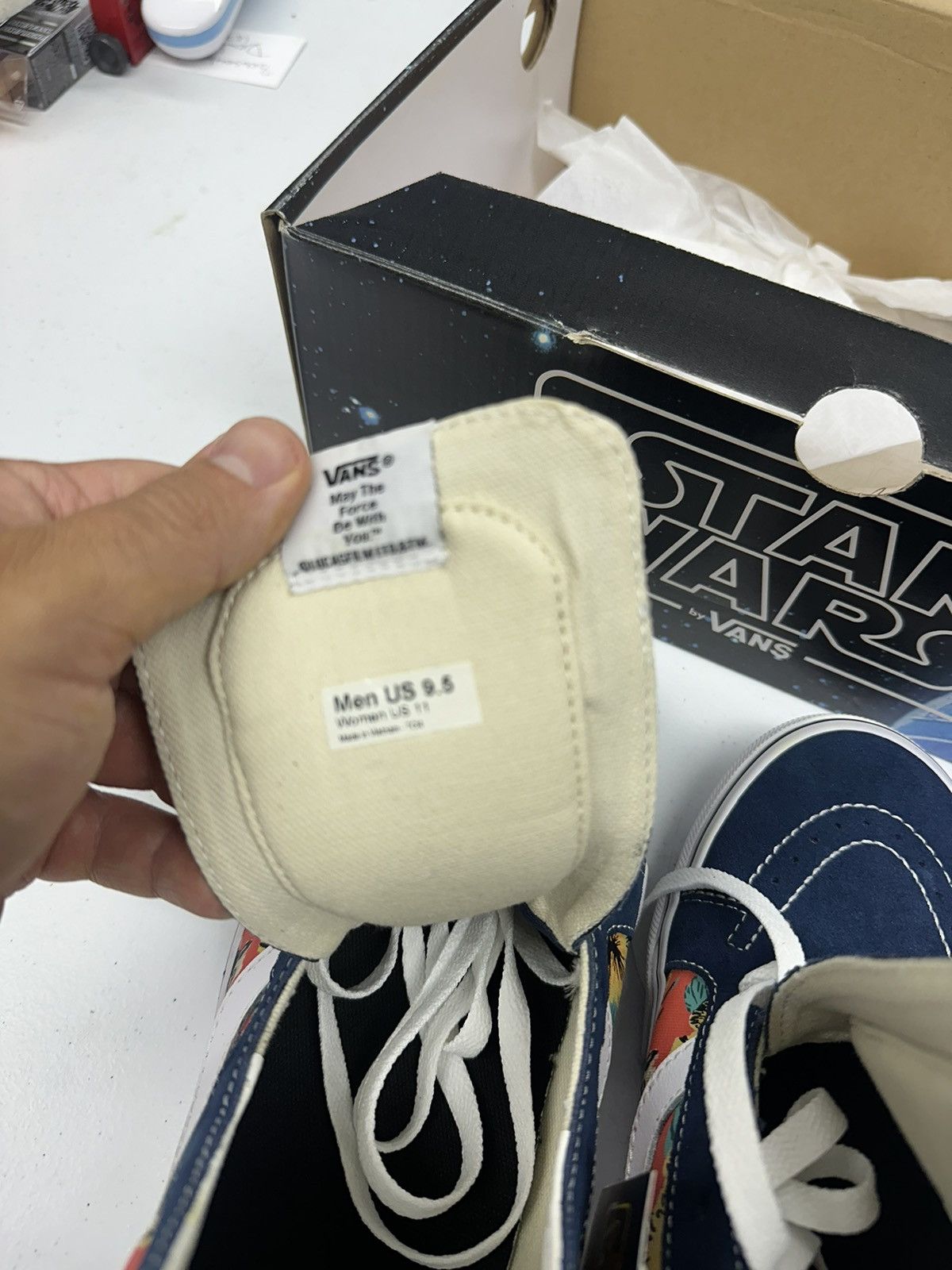 Star Wars × Vans Vans x Star Wars Yoda Aloha Sk8-Hi Reissue size 9.5 Size US 9.5 / EU 42-43 - 5 Thumbnail