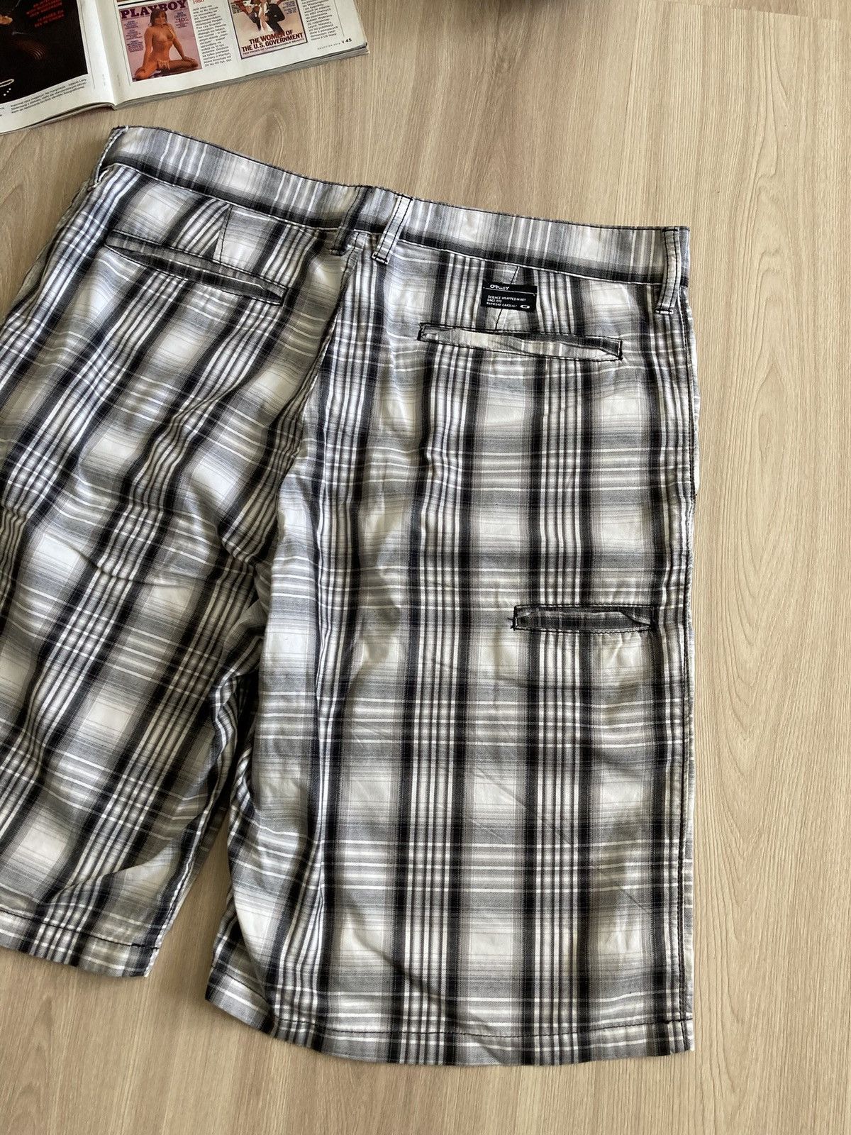 Oakley Vintage Oakley Flannel Shorts Size US 36 / EU 52 - 3 Thumbnail