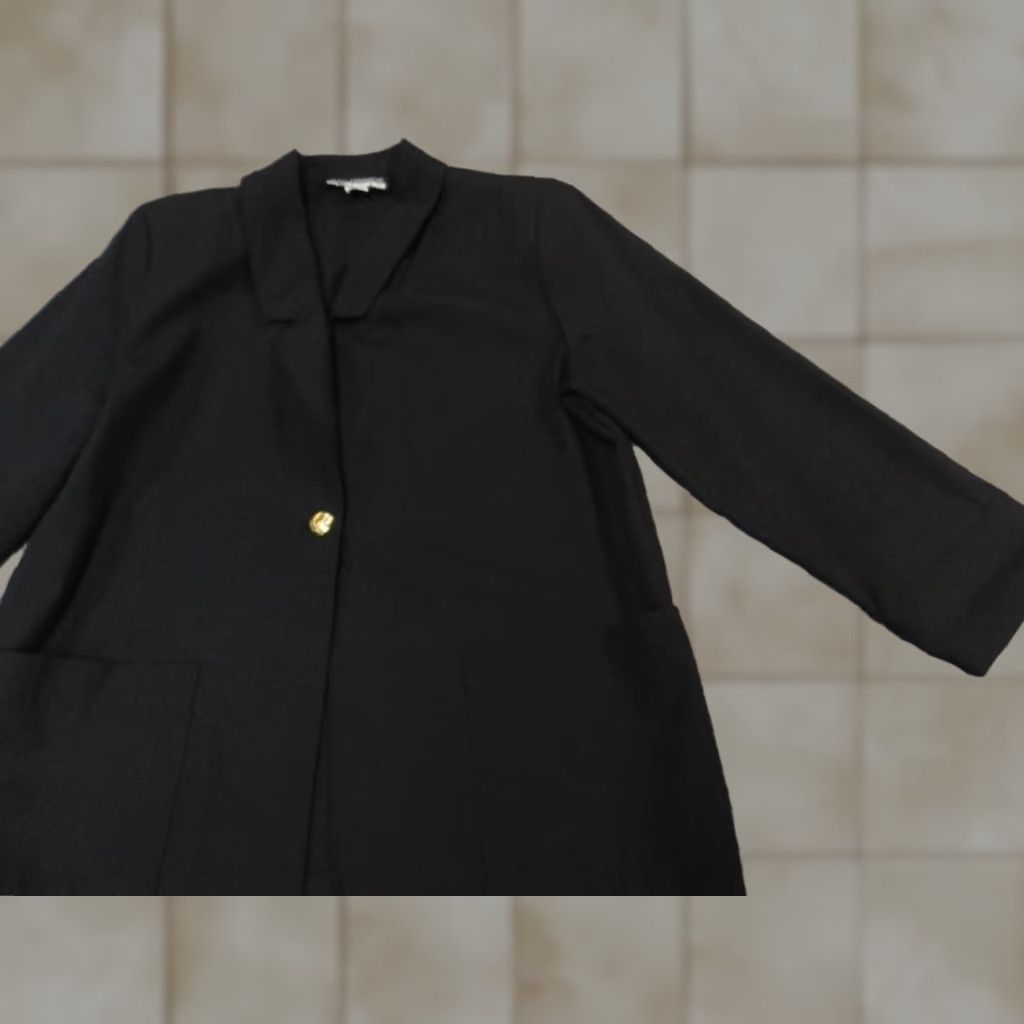 Vintage Sag Harbor Blazer Womens 10P Petite Black Notch Lapel Single-Breasted 1 Button Tuxedo Style Lightweight Fall Winter Size L / US 10 / IT 46 - 1 Thumbnail
