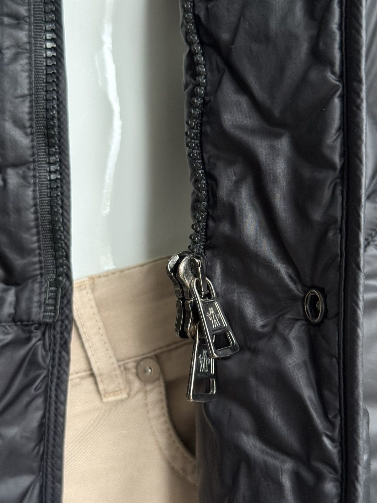 Moncler Moncler Herminier Men Down Puffer Black Logo Coat Jacket Size US L / EU 52-54 / 3 - 11 Thumbnail