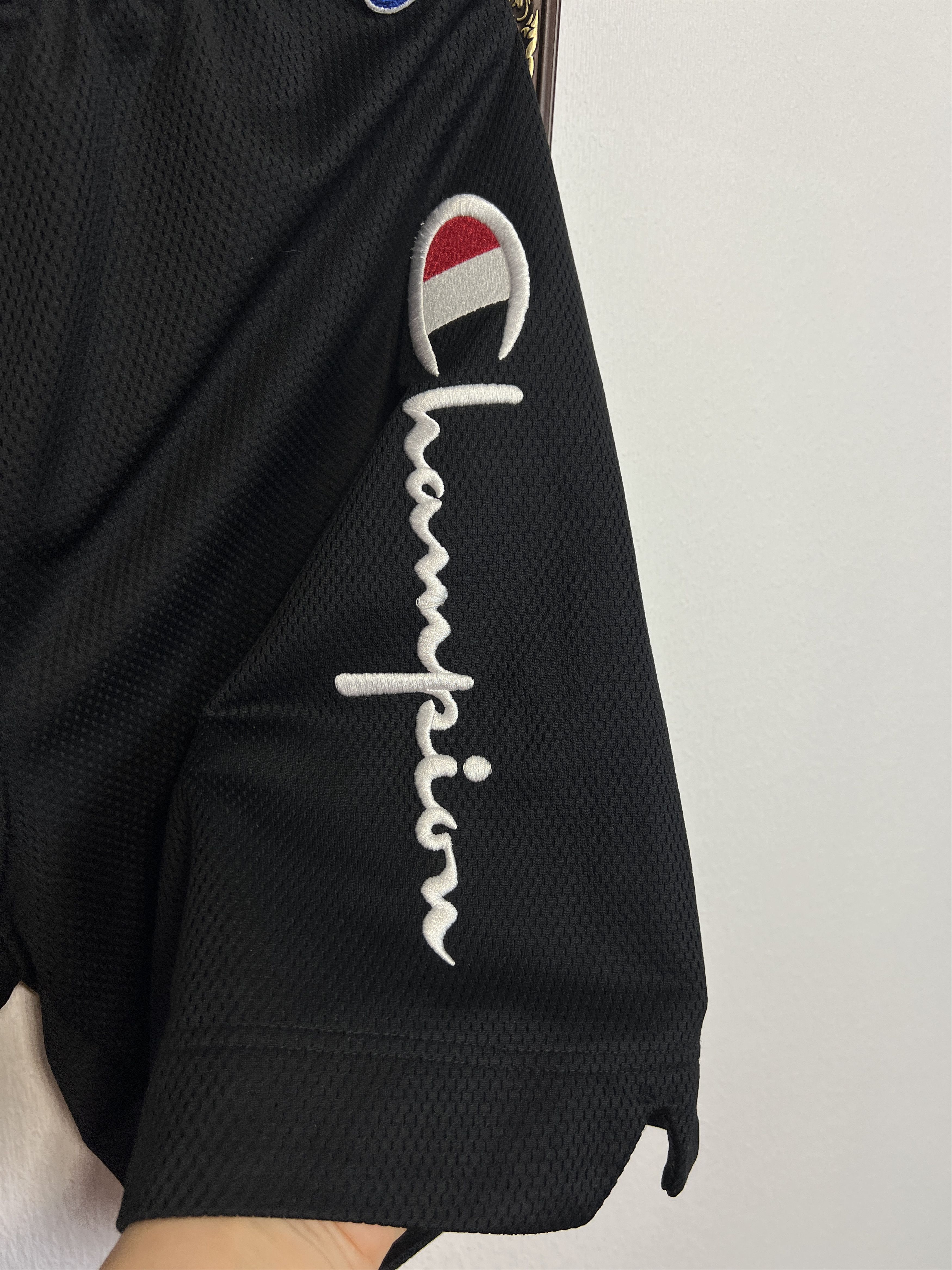 Champion Vintage 90's Champions NBA Shorts Rare Sport Run Athletic Size US 32 / EU 48 - 4 Thumbnail