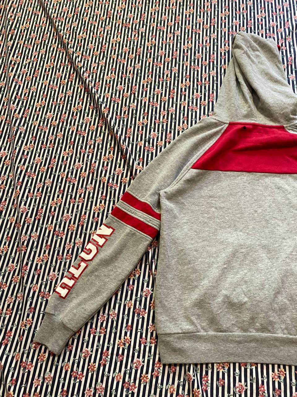 True Religion vintage streetwear True Religion big logo Sweatshirt hoodie Size US M / EU 48-50 / 2 - 13 Thumbnail