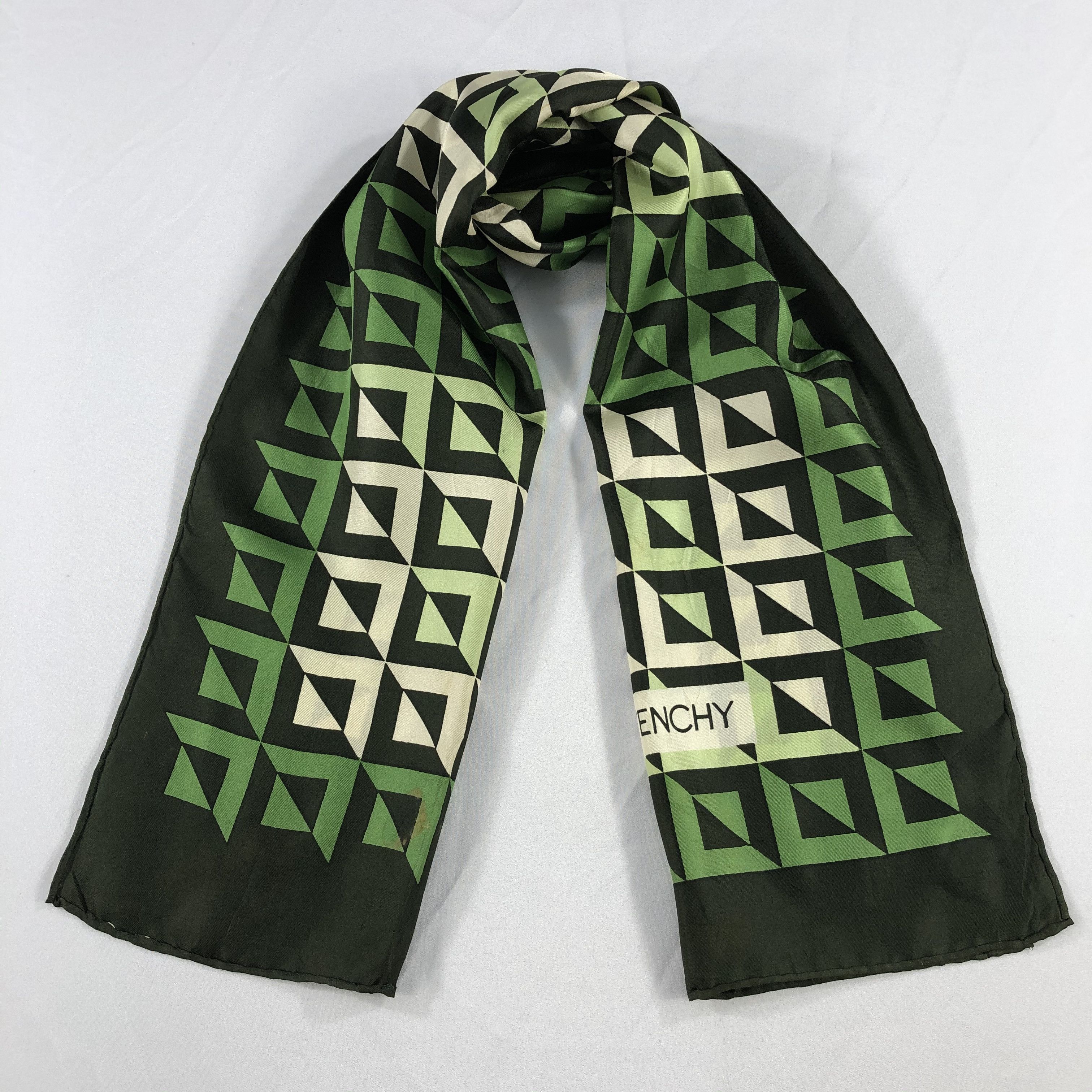 Vintage Vintage Givenchy Silk Scarf Size ONE SIZE - 2 Thumbnail