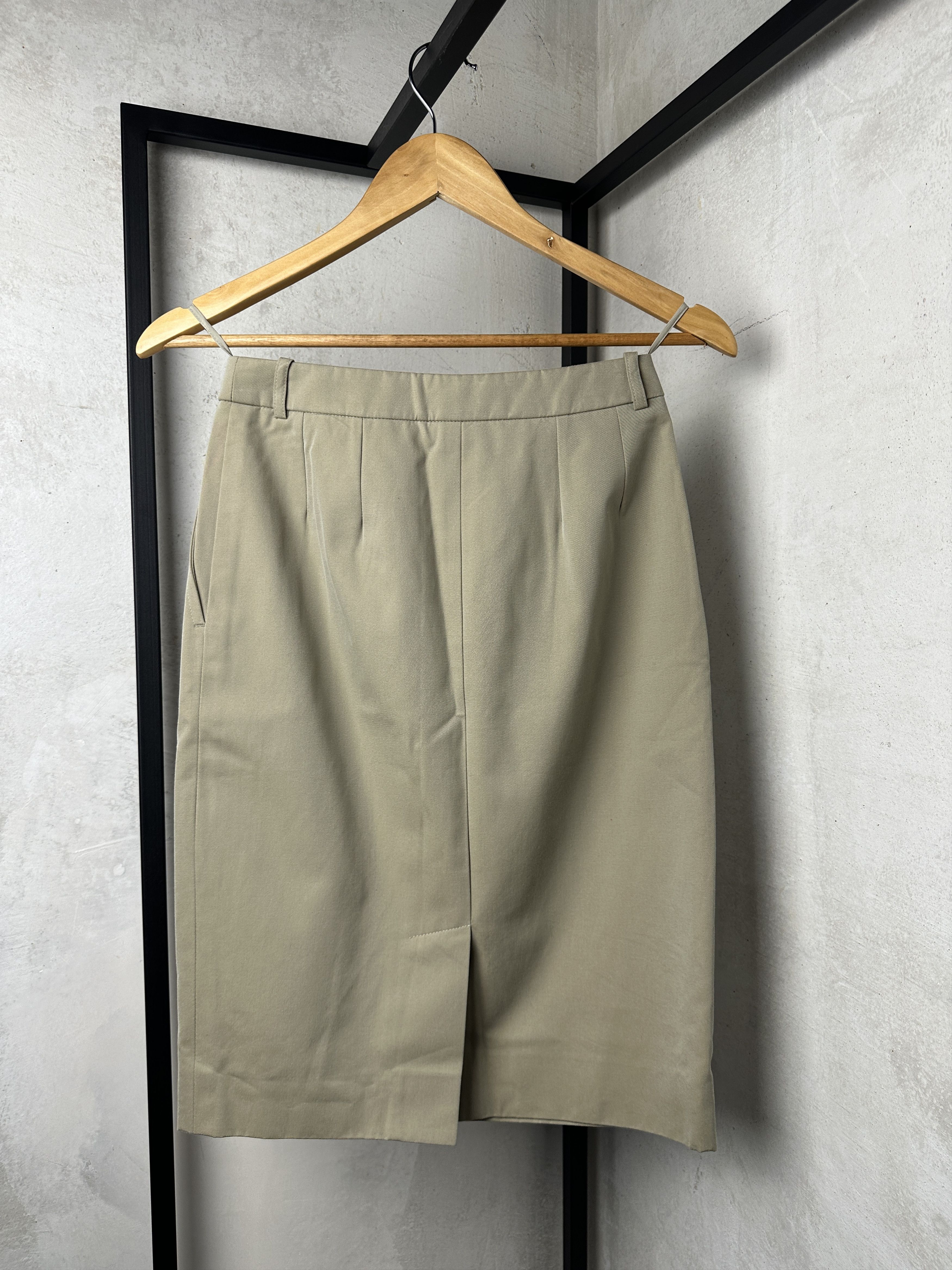 Saint Laurent Paris Archive Yves Saint Laurent by Tom Ford SS05 Midi Beige Skirt Size 25" / US 0 / IT 36 - 3 Thumbnail