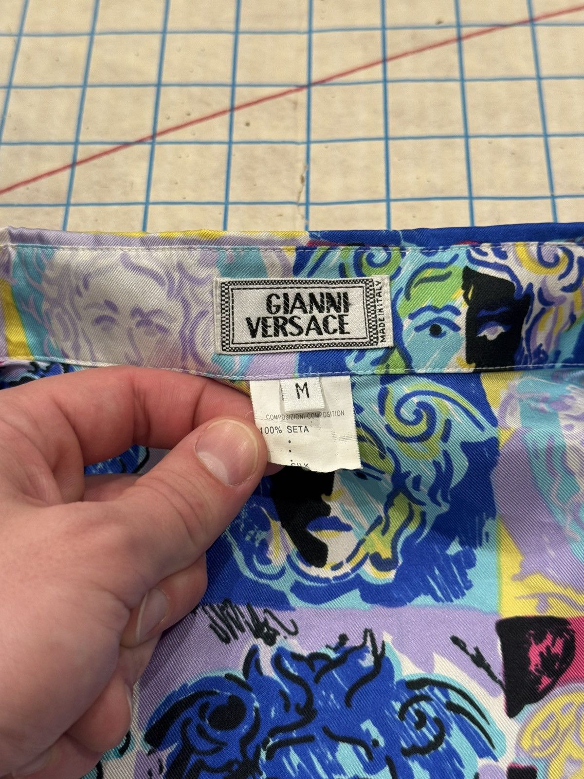 Versace Vintage Gianni Versace Warhol Style Silk Button Up Shirt Med Size US M / EU 48-50 / 2 - 9 Thumbnail