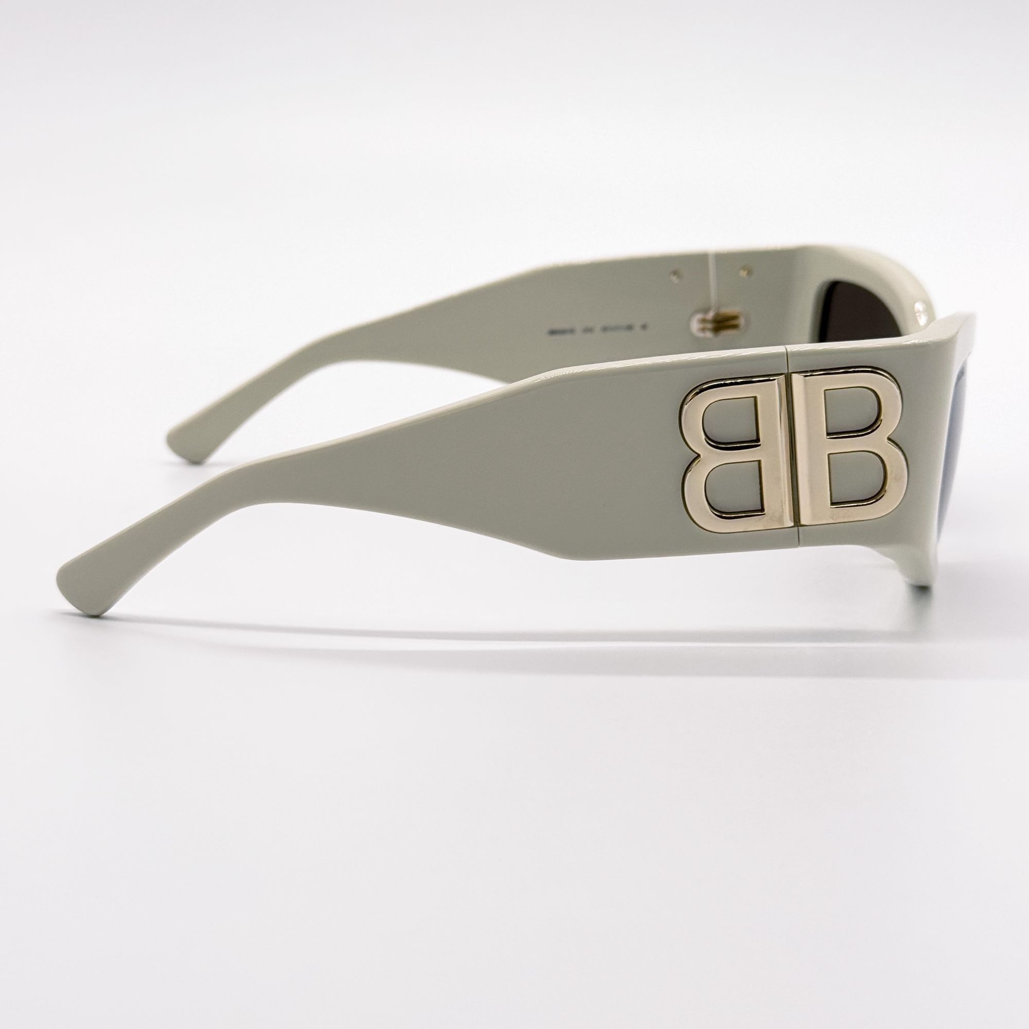 Balenciaga NEW BALENCIAGA BB0321S 010 SUNGLASSES IVORY WOMEN CAT EYE Size ONE SIZE - 5 Thumbnail