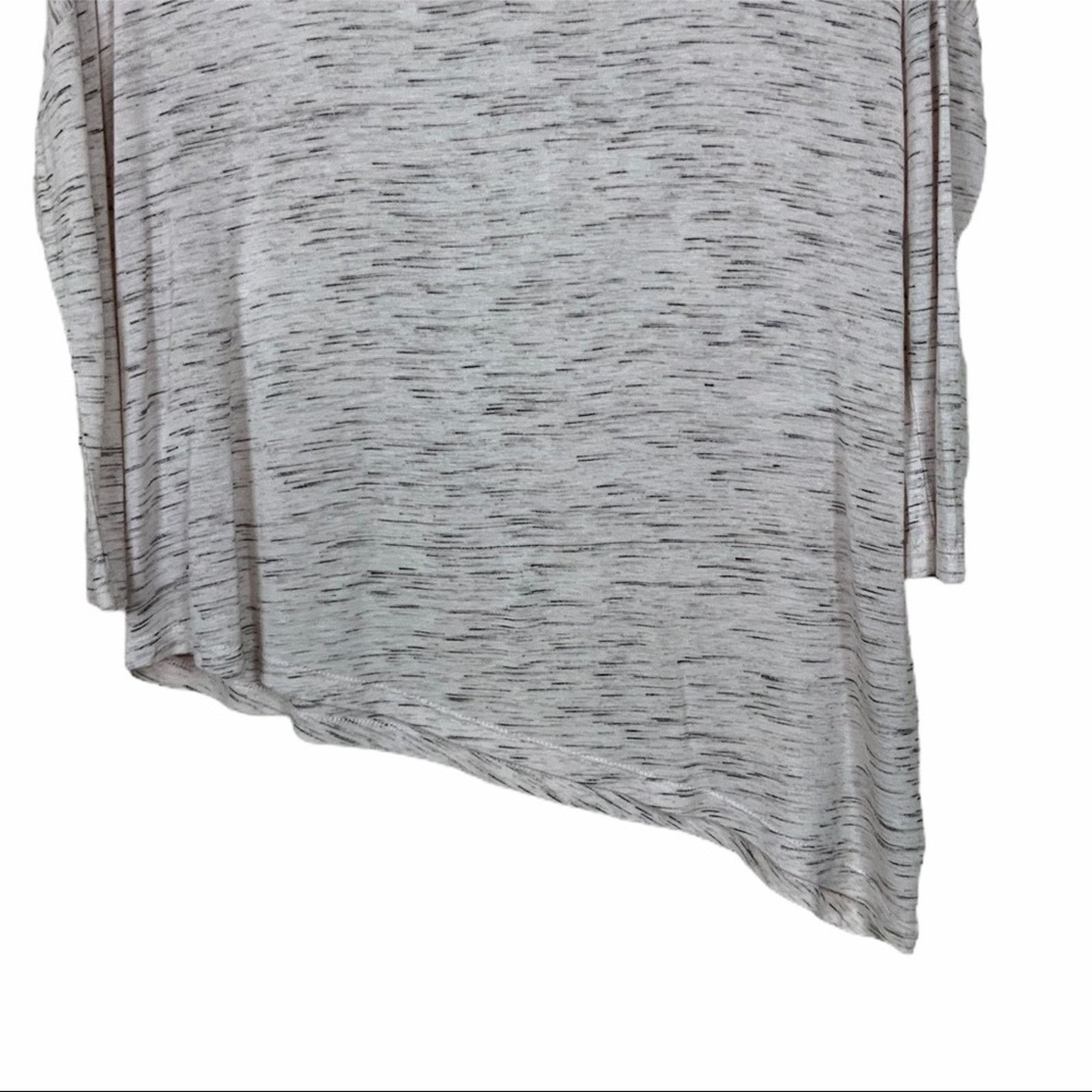 BB Dakota Jack BB Dakota V Neck 3/4 Sleeve Tee Beige Size M Size M / US 6-8 / IT 42-44 - 3 Thumbnail