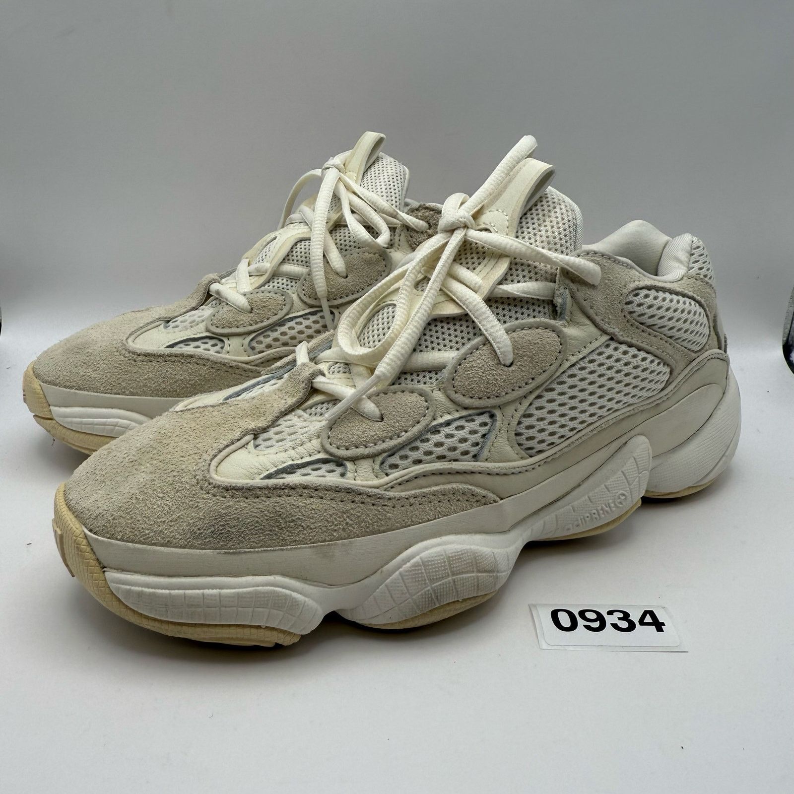 Adidas ADIDAS YEEZY 500 SIZE 7 BONE WHITE ID5114 Size US 7 / EU 40 - 1 Thumbnail