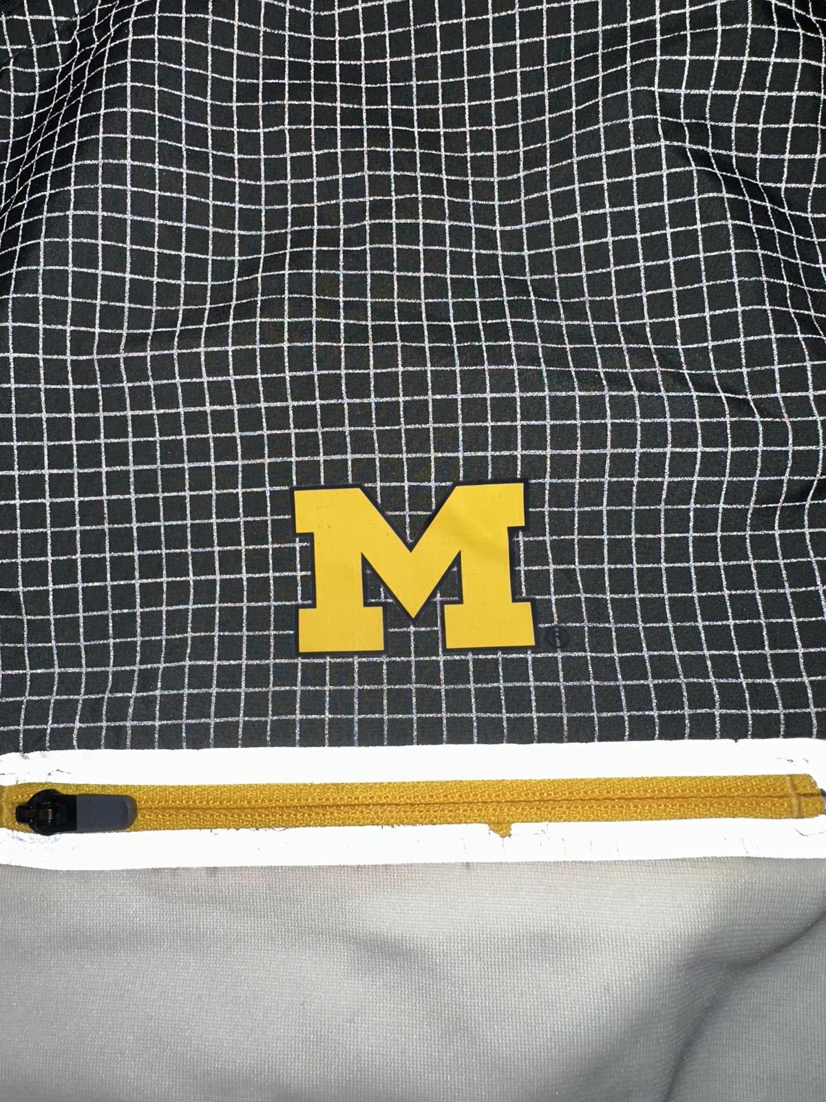 Designer Jordan Nike Men’s College Hybrid Flash (Michigan) Jacket Size US 34 / EU 50 - 4 Thumbnail